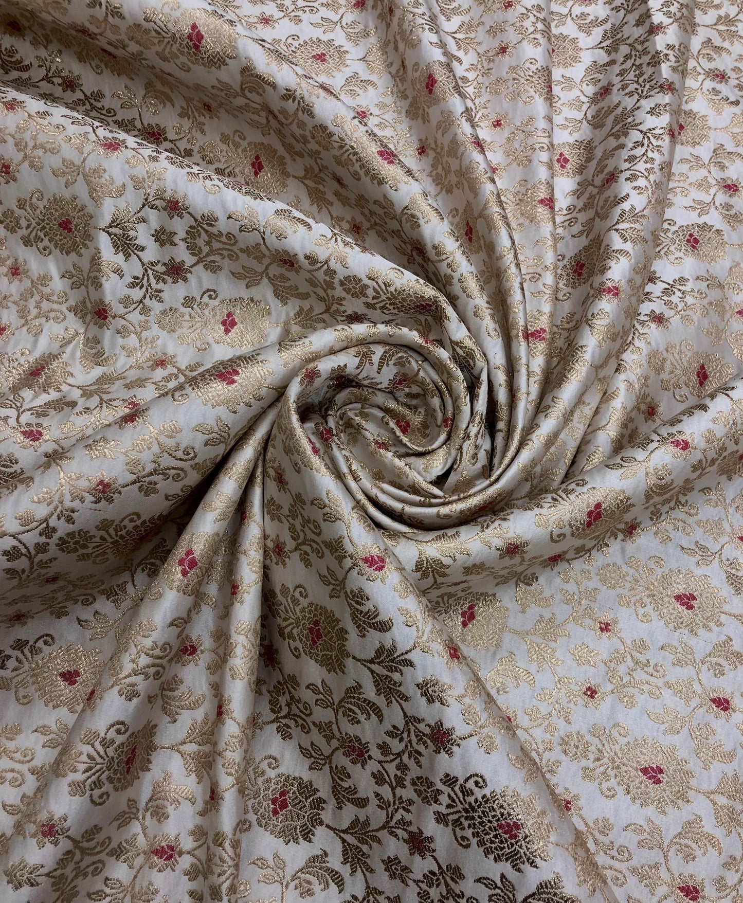 Indian brocade Jacquard fabric White gold Bridal dress Fabric Brokat Tissu Fabric by the yard Upholstery Luxury brocade fabric for dress