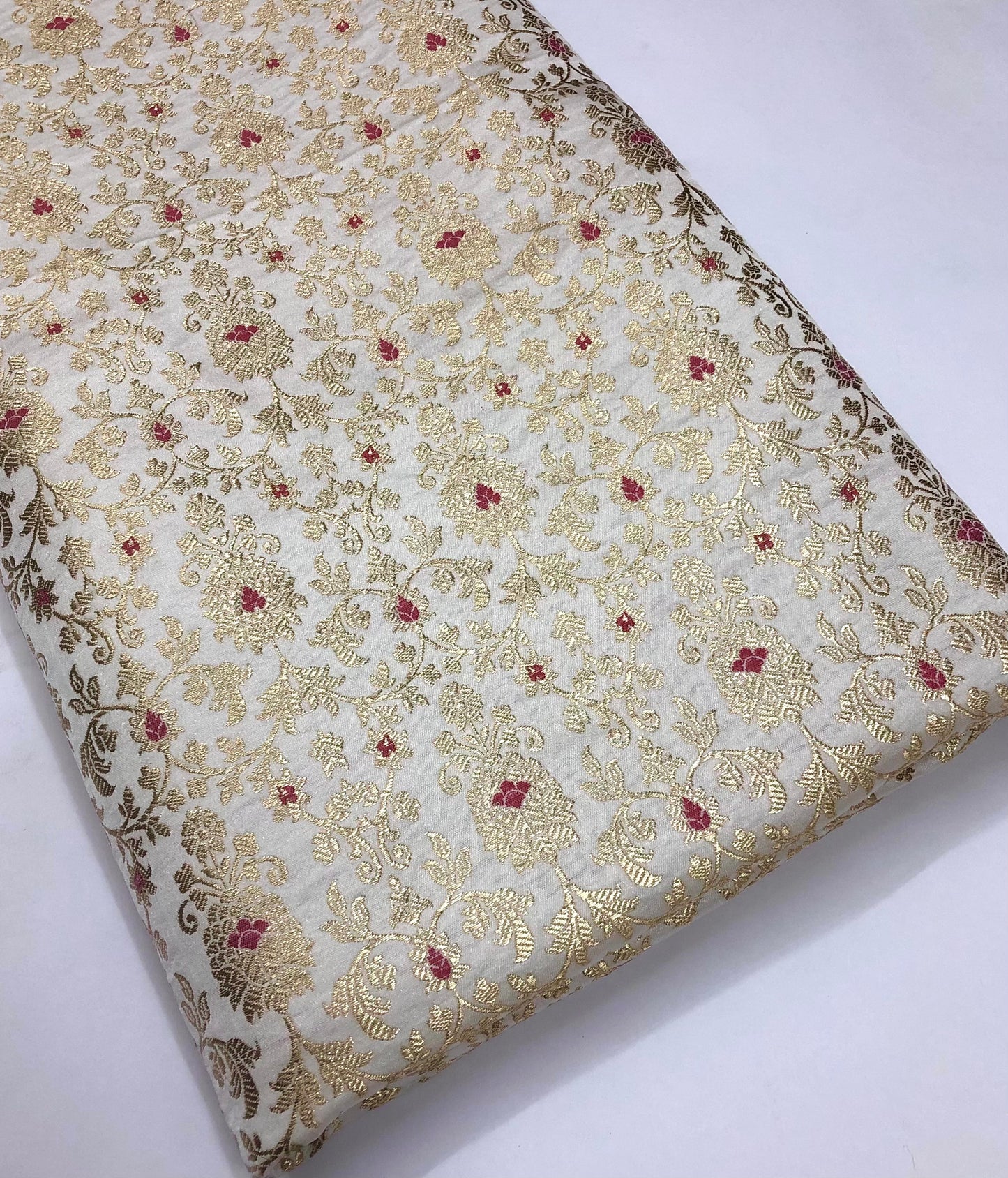 Indian brocade Jacquard fabric White gold Bridal dress Fabric Brokat Tissu Fabric by the yard Upholstery Luxury brocade fabric for dress