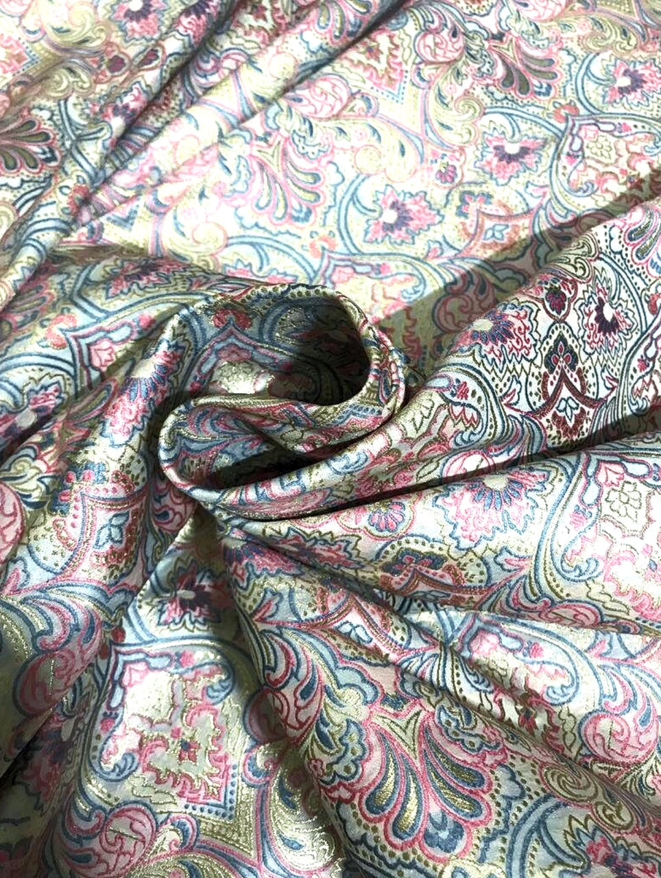 Brocade fabric Pink Gold silk Brocade Jacquard Damask Wedding Bridal Indian Dress Banarasi Saree Drapery Brokat tissu fabric by the yard