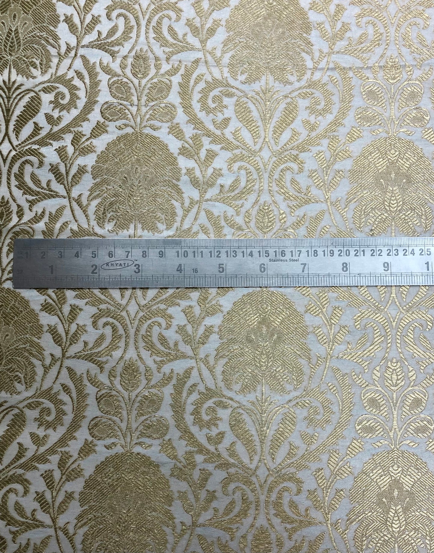 Banarasi Brocade fabric, White and Gold Rayon silk brocade, Floral brocade, Medieval fabric, Vintage textile - NFAF382