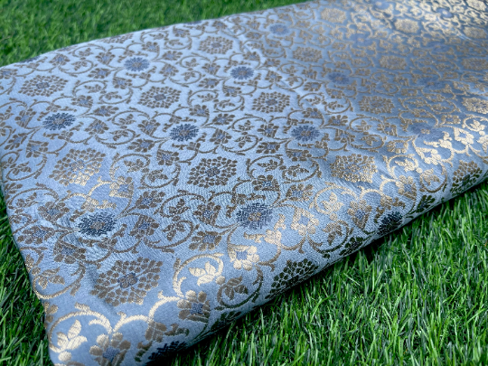 Banarasi Brocade fabric, Grey gold Jacquard fabric, Wedding dress, Brokat stoff, Renaissance fabric, Lace brocade, Vintage textile - NFAF887