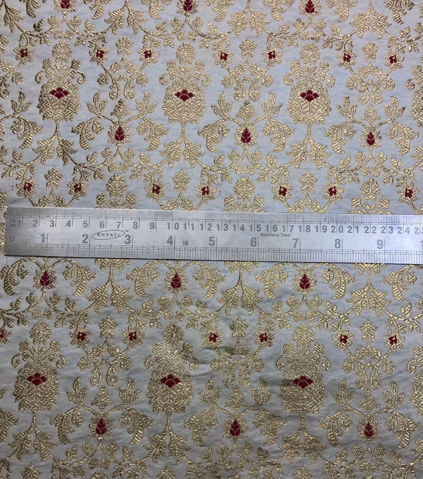 Indian brocade Jacquard fabric White gold Bridal dress Fabric Brokat Tissu Fabric by the yard Upholstery Luxury brocade fabric for dress