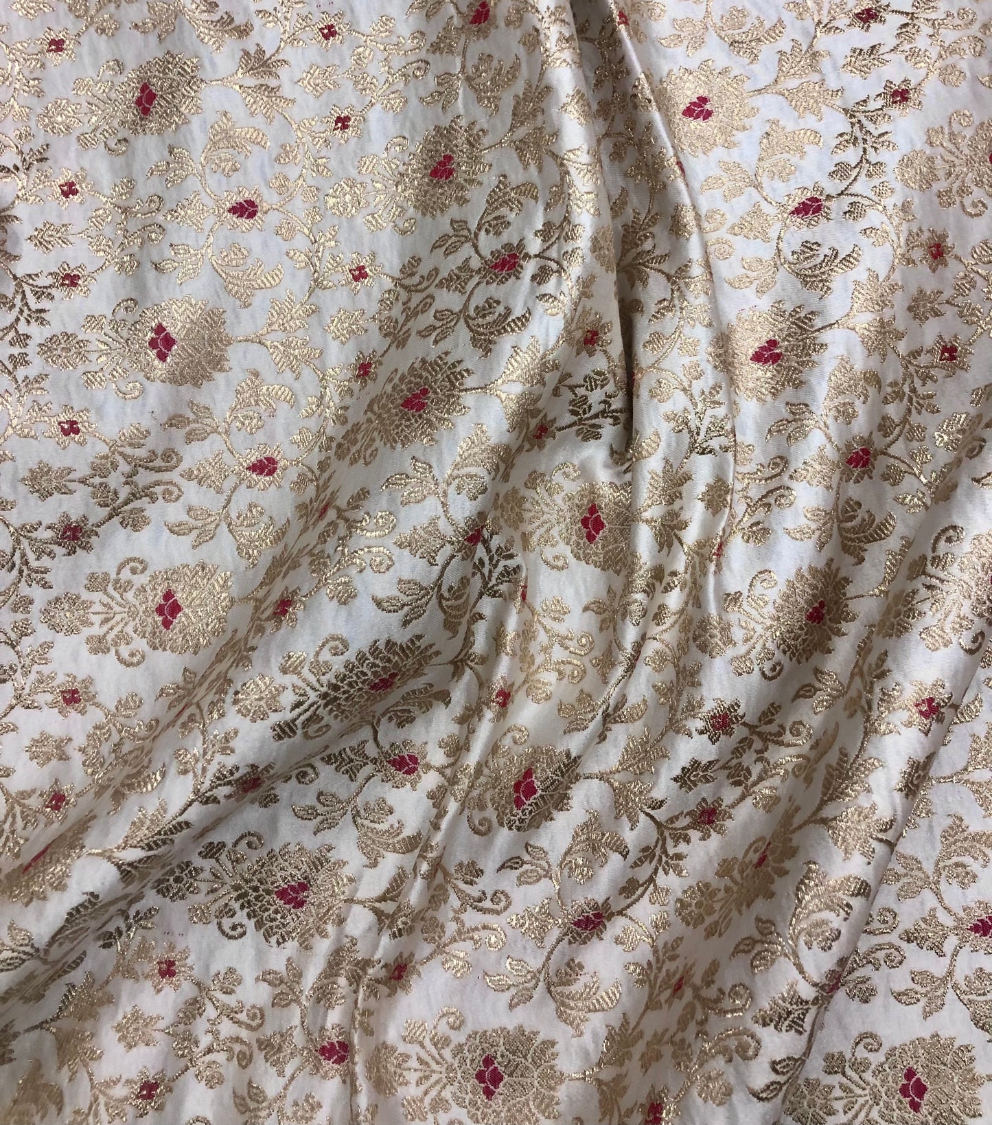 Indian brocade Jacquard fabric White gold Bridal dress Fabric Brokat Tissu Fabric by the yard Upholstery Luxury brocade fabric for dress