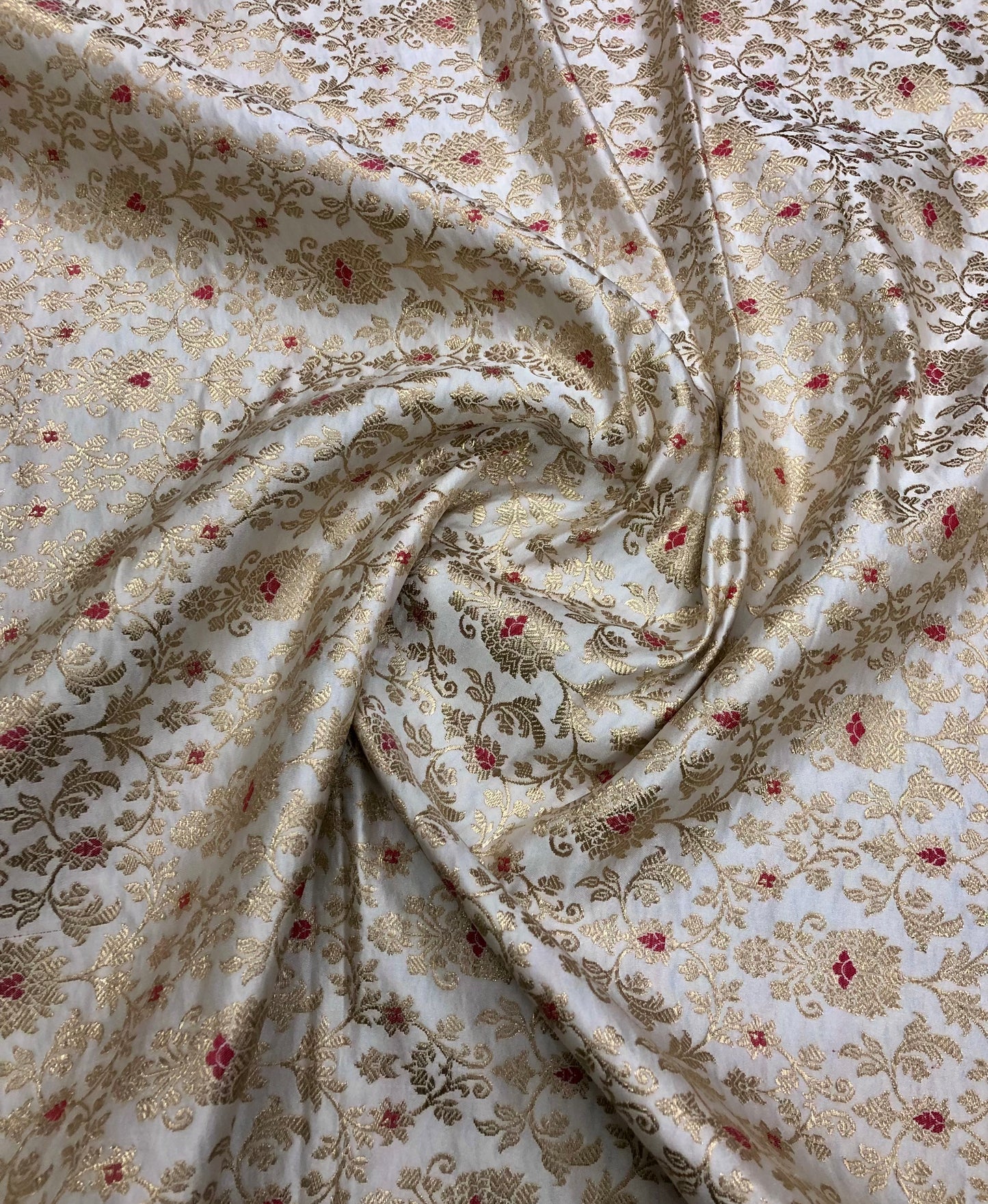 Indian brocade Jacquard fabric White gold Bridal dress Fabric Brokat Tissu Fabric by the yard Upholstery Luxury brocade fabric for dress