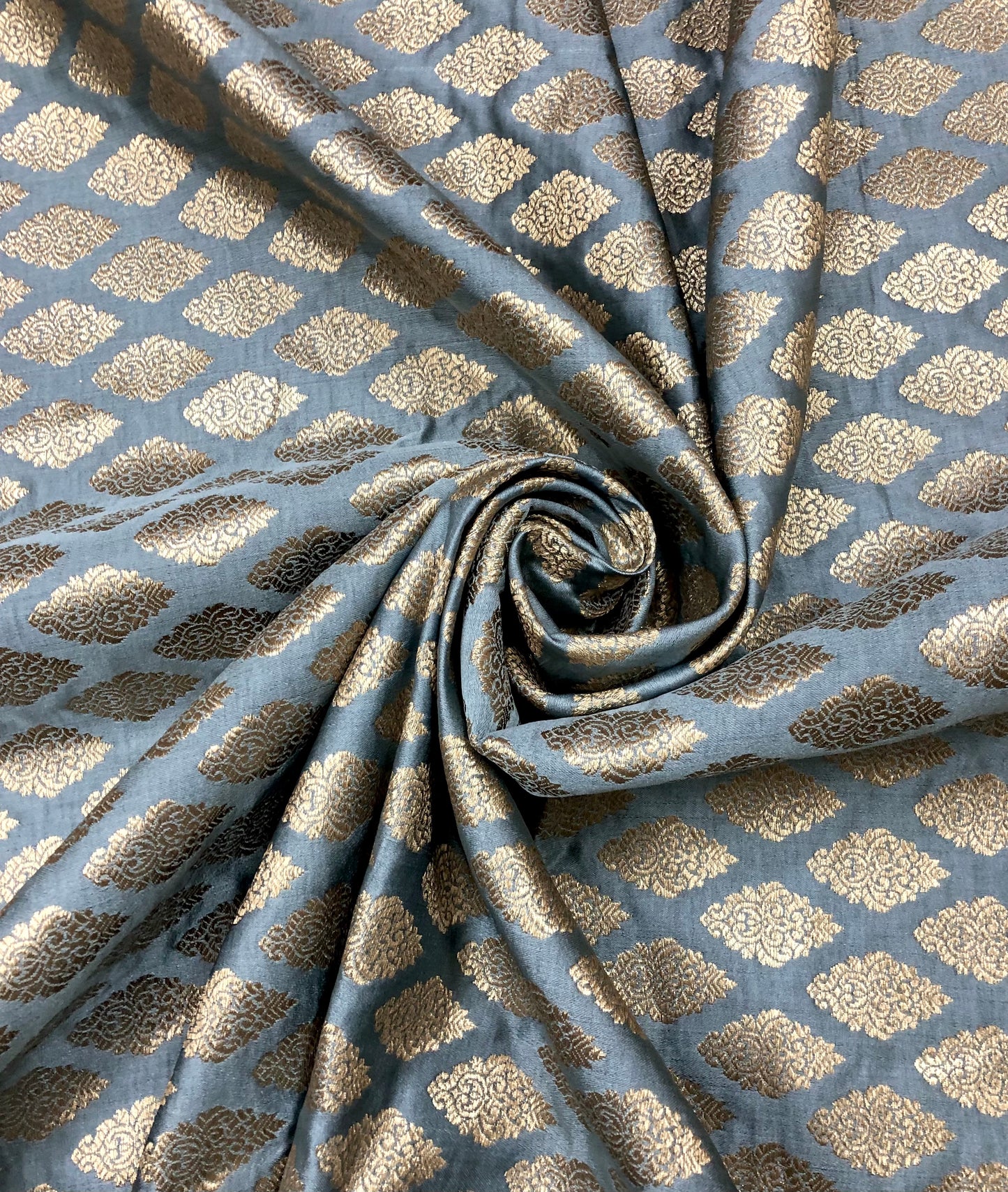Indian banarasi brocade fabric, Gray & gold Rayon silk brocade, Floral brocade, Metallic brocade, Jacquard fabric, Historical fabric, Renaissance fabric - NFAF625