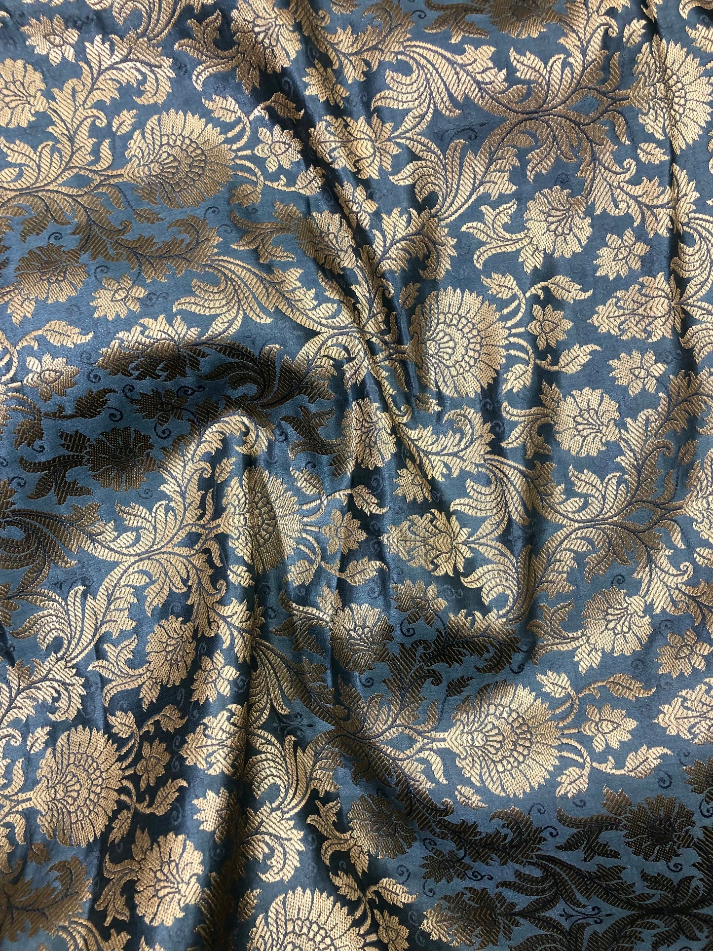 Grey and gold damask jacquard brocade fabric, Flower brocade, Rayon silk brocade, Historical fabric, Metallic brocade - NFAF440