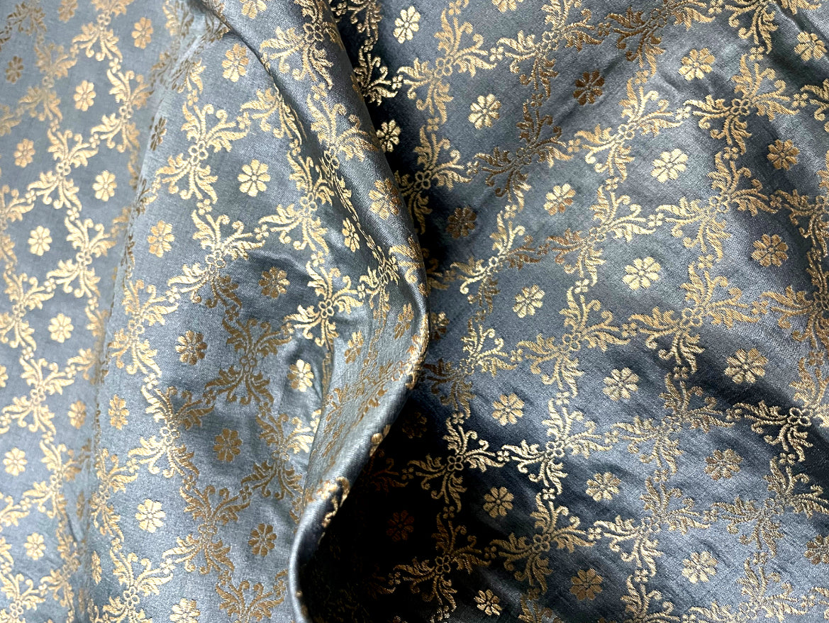 Gray and Gold Jacquard Brocade fabric, Wedding dress, Rayon silk brocade, Historical fabric, Brocart tissu, Theatre costume - NFAF120