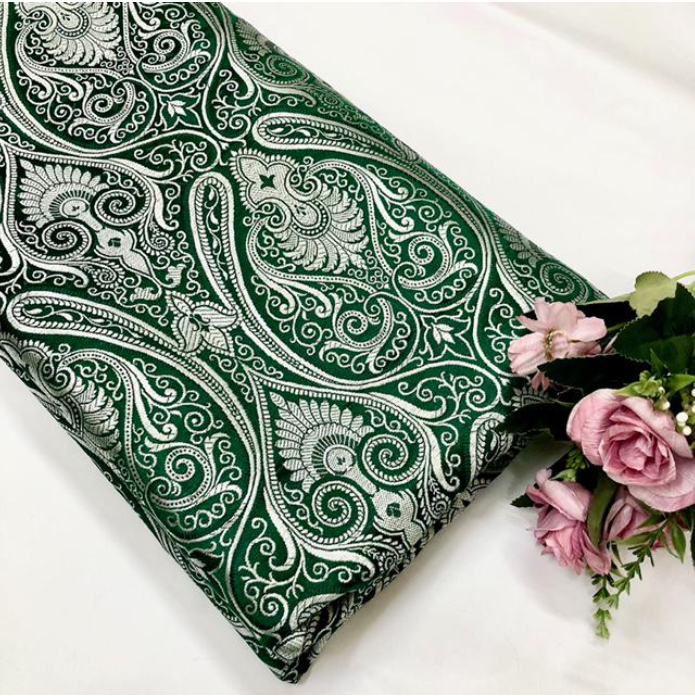 Banarasi brocade fabric, Green & silver Paisley brocade fabric, Home décor fabric, Theatre costume, Wedding dress, Jacquard fabric, Fabric by the yard/meter - NFAF132