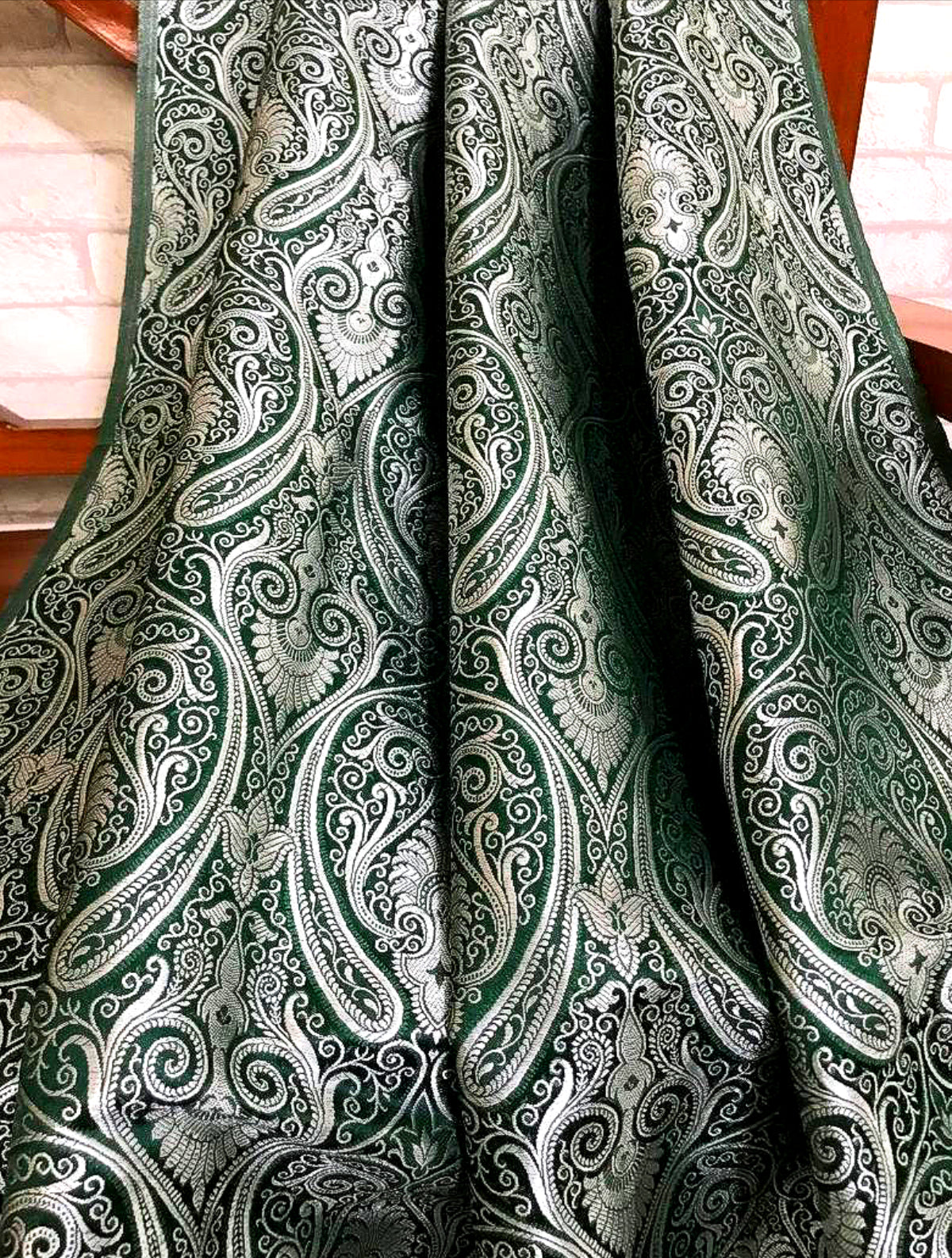 Banarasi brocade fabric, Green & silver Paisley brocade fabric, Home décor fabric, Theatre costume, Wedding dress, Jacquard fabric, Fabric by the yard/meter - NFAF132