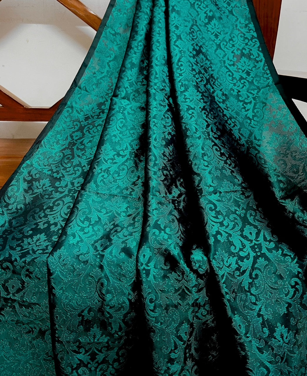 Brocade fabric Green Jacquard Damask fabric Wedding bridal Dress Medieval fabric Brokat Embossed brocade Upholstery fabric by the yard meter