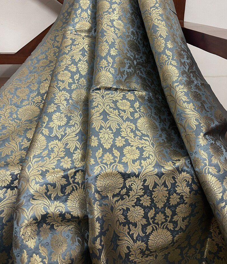 Grey and gold damask jacquard brocade fabric, Flower brocade, Rayon silk brocade, Historical fabric, Metallic brocade - NFAF440