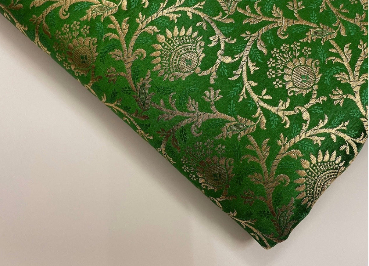 Brocade fabric Green Gold Jacquard Damask Rayon Silk brocade fabric Wedding Dress Bridal Brocade Fabric Upholstery Fabric by the yard