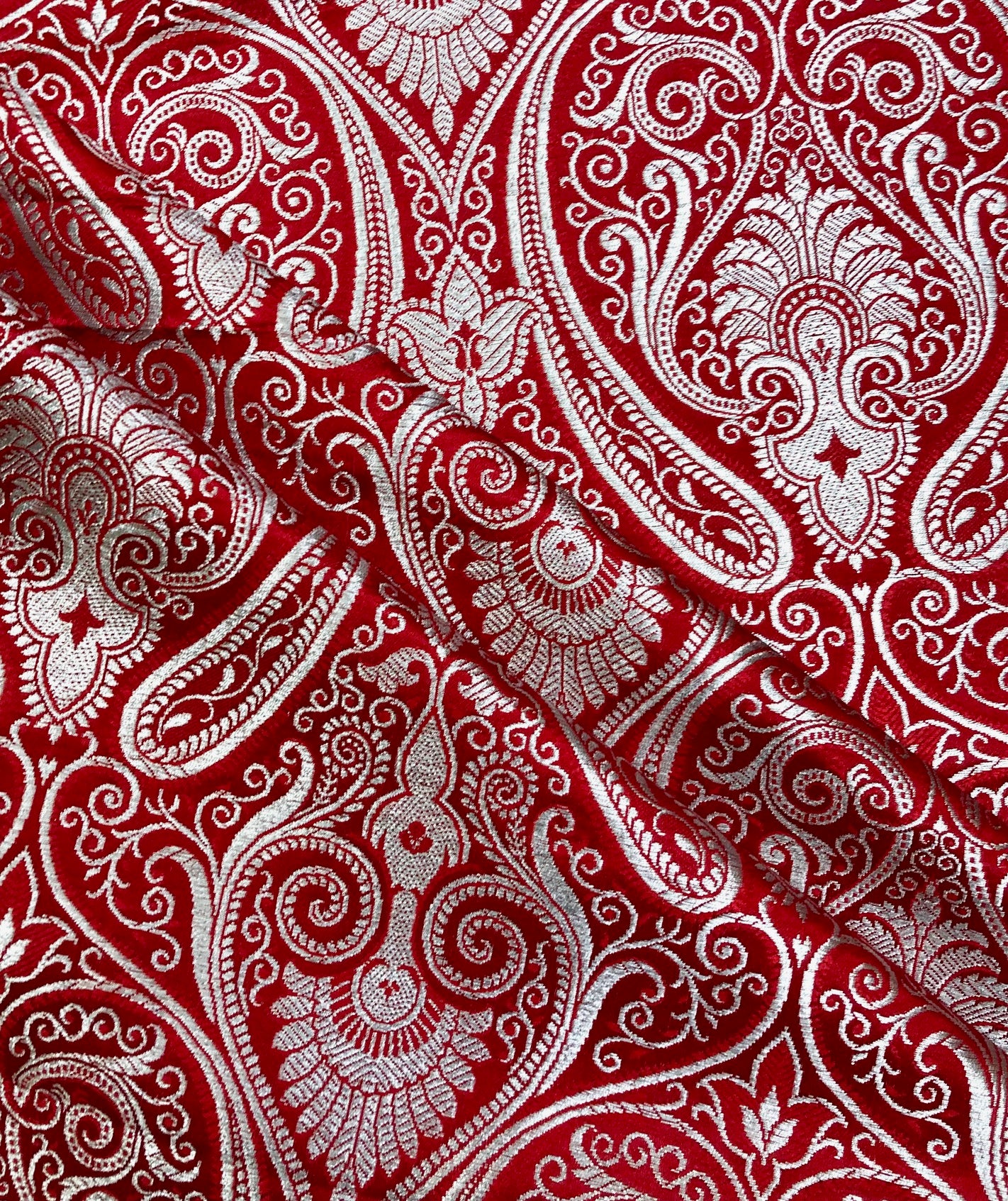 Banarasi brocade fabric Red Silver Paisley brocade Wedding Dress Rayon Silk Brocade Home décor fabric Lace brocade by the yard - NFAF399