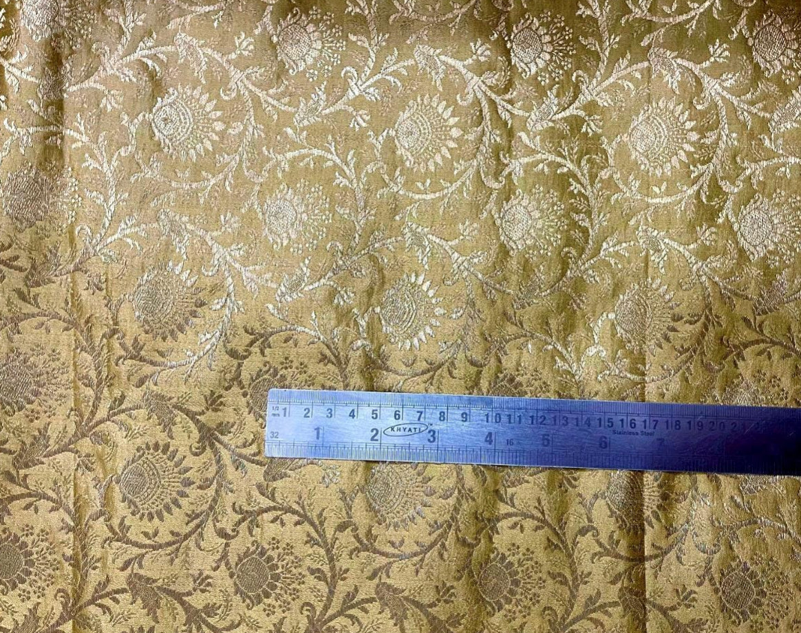 Indian Banarasi Brocade fabric, Beige and gold Jacquard fabric, Floral brocade, Home décor fabric, Wedding inspiration, Historical fabric - NFAF608