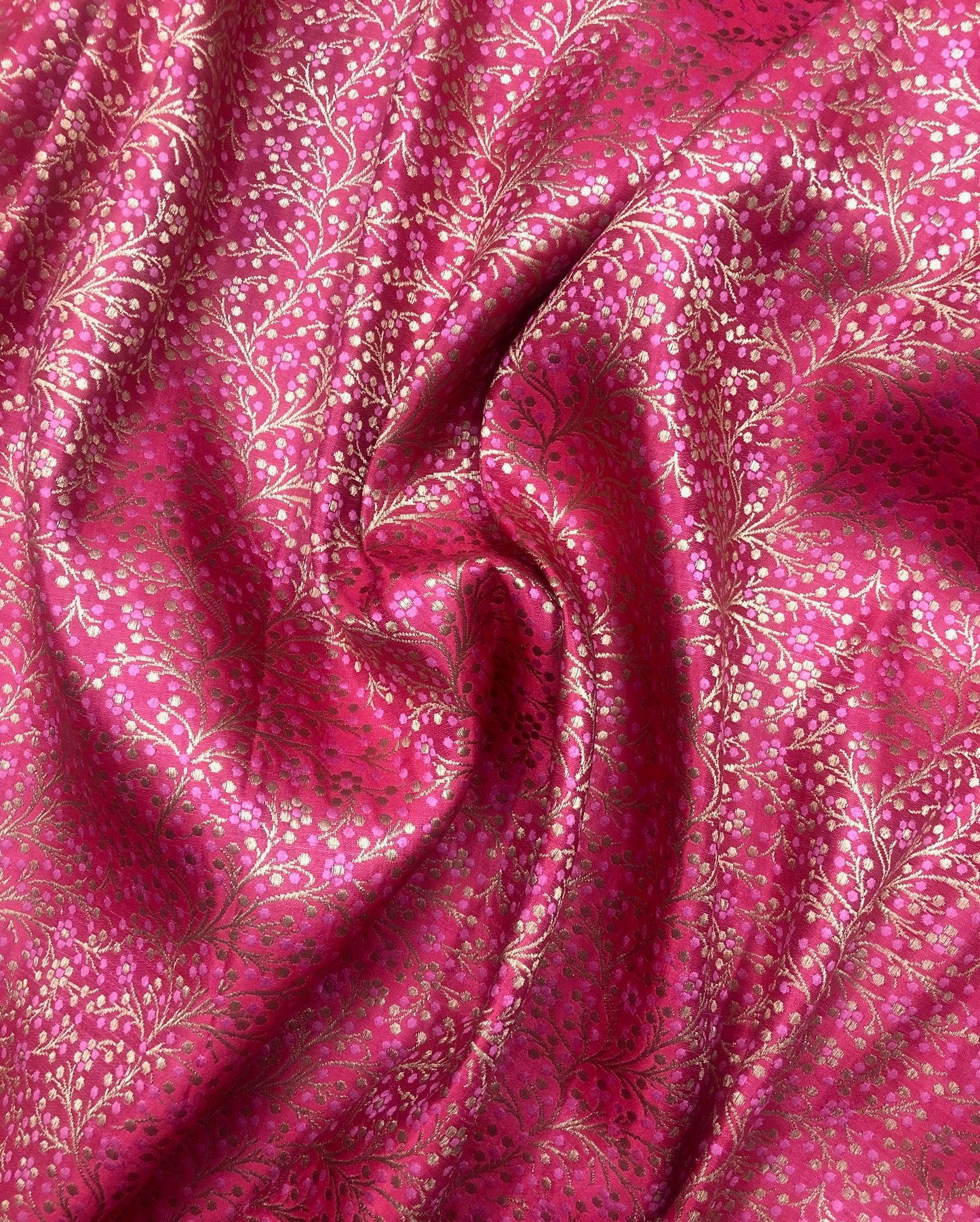 Banarasi Brocade Fabric, Coral Gold damask jacquard brocade fabric, Home décor fabric, Fabric by the Yard/meter - NFAF618