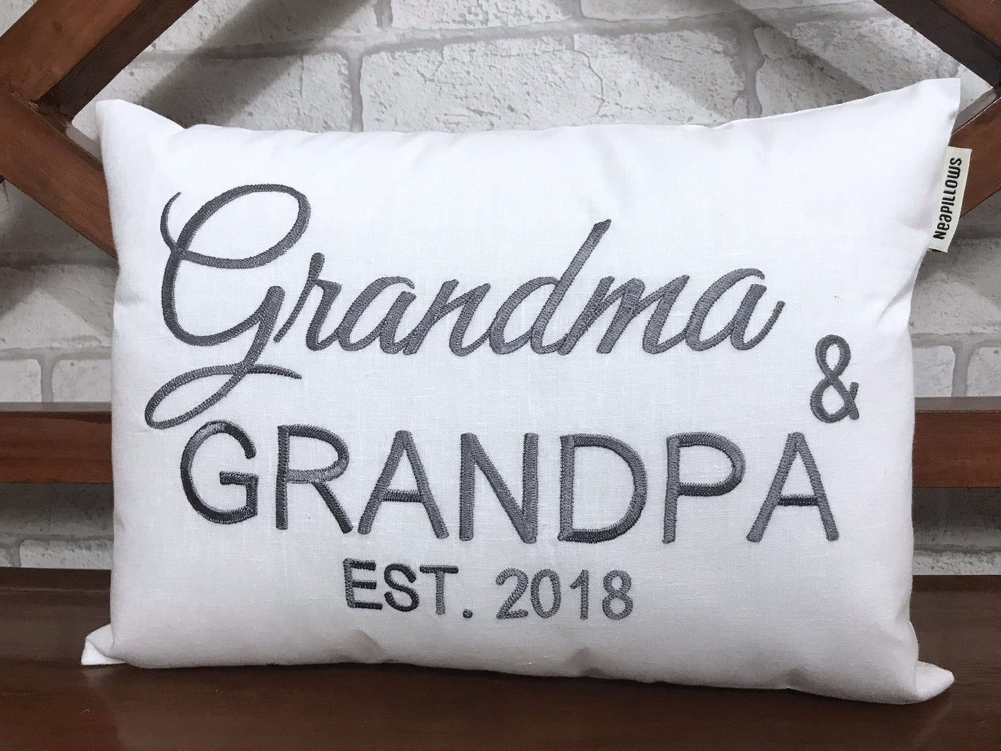 Grandparents Pillow, Announcement Established Date, Personalized Grandma Grandpa Pregnancy announcement Gift, Baby arrival Gift.