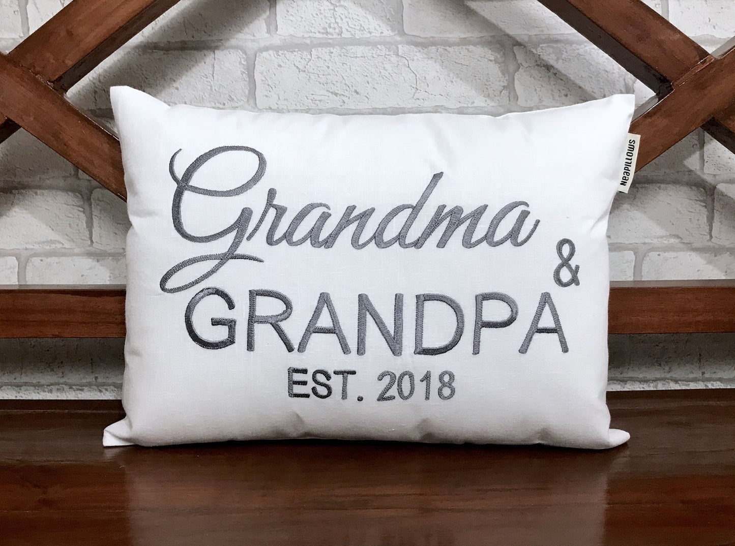 Grandparents Pillow, Announcement Established Date, Personalized Grandma Grandpa Pregnancy announcement Gift, Baby arrival Gift.