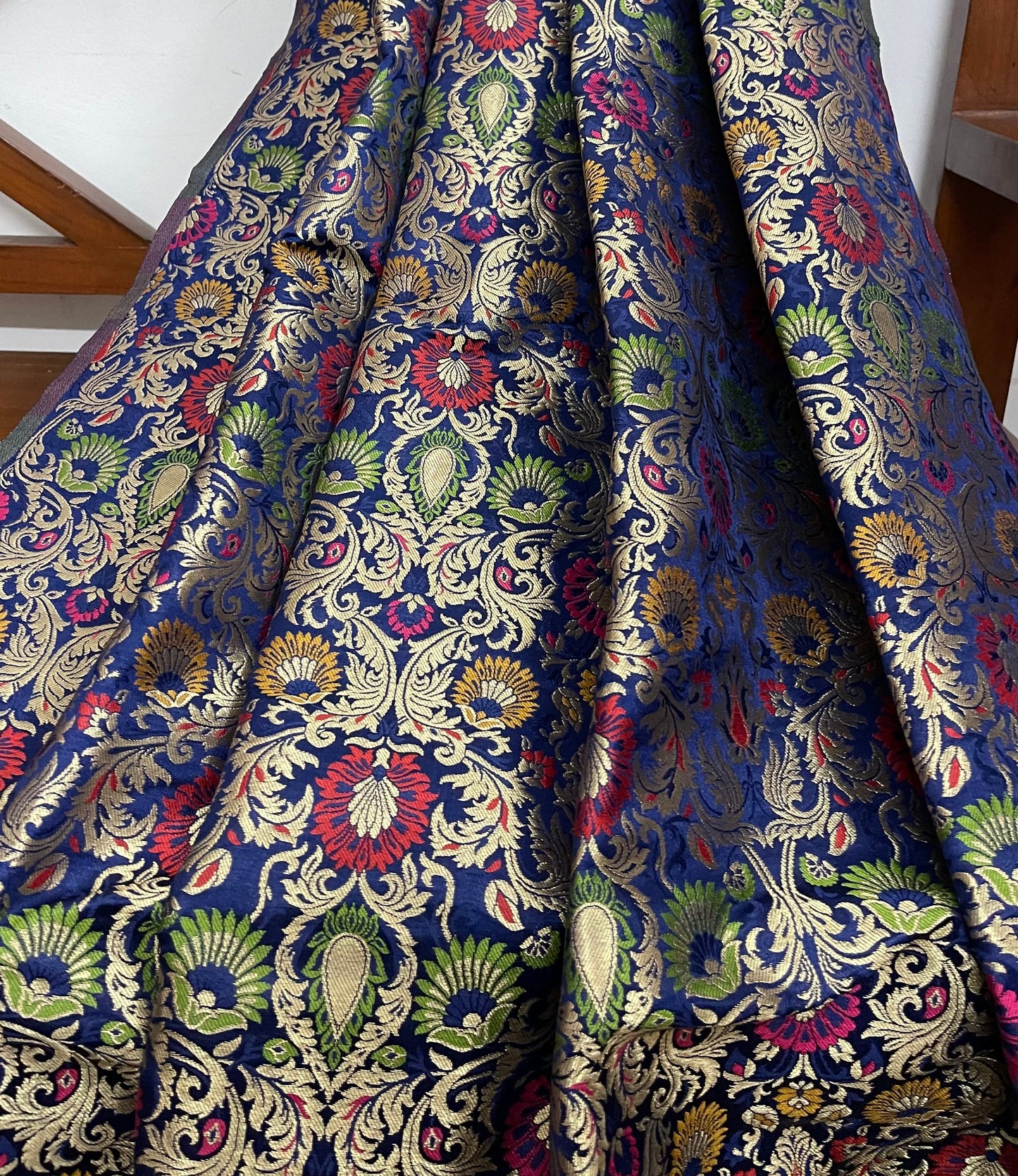 Indian banarasi brocade fabric Blue gold Jacquard fabric Home décor fabric Floral brocade Medieval fabric Artisanal textile - NFAF597