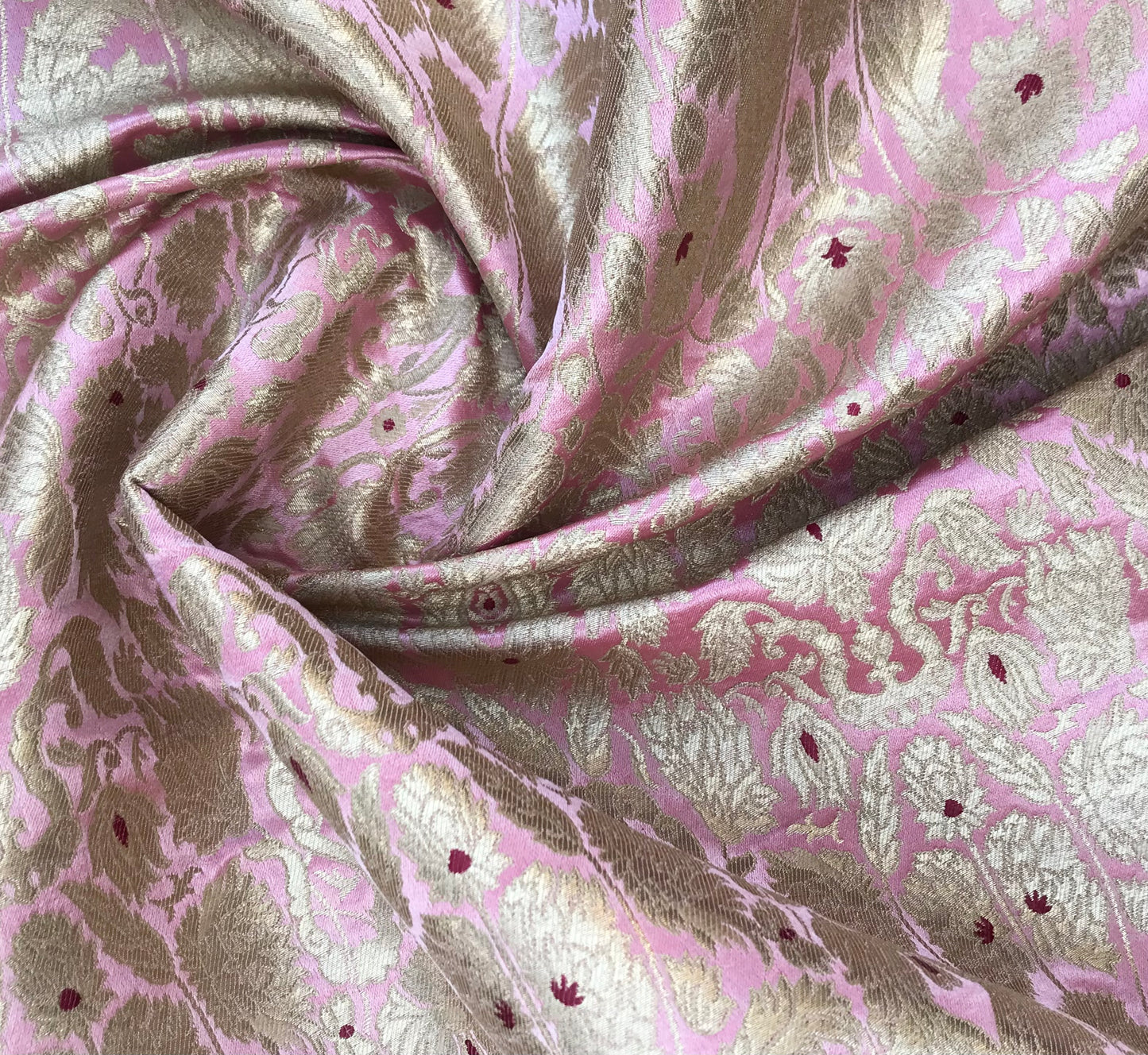 Indian Banarasi Brocade Fabric in Pink and Gold color, Multiple lengths will come in the continuous piece - NF1093