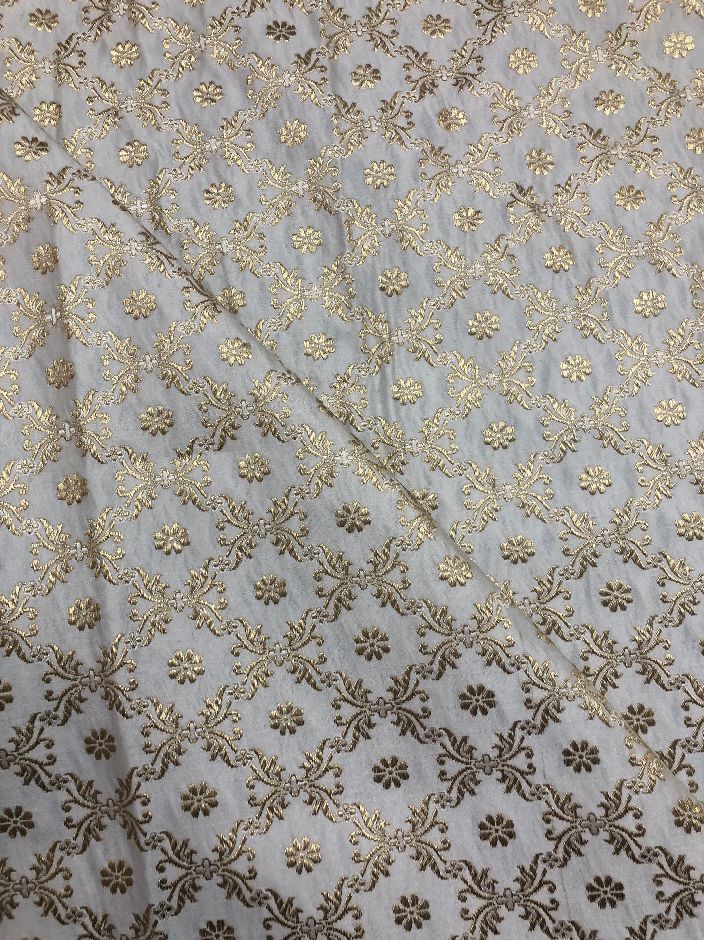 Indian Banarasi Brocade fabric in White and Gold color, Multiple lengths will come in the continuous piece - NF667