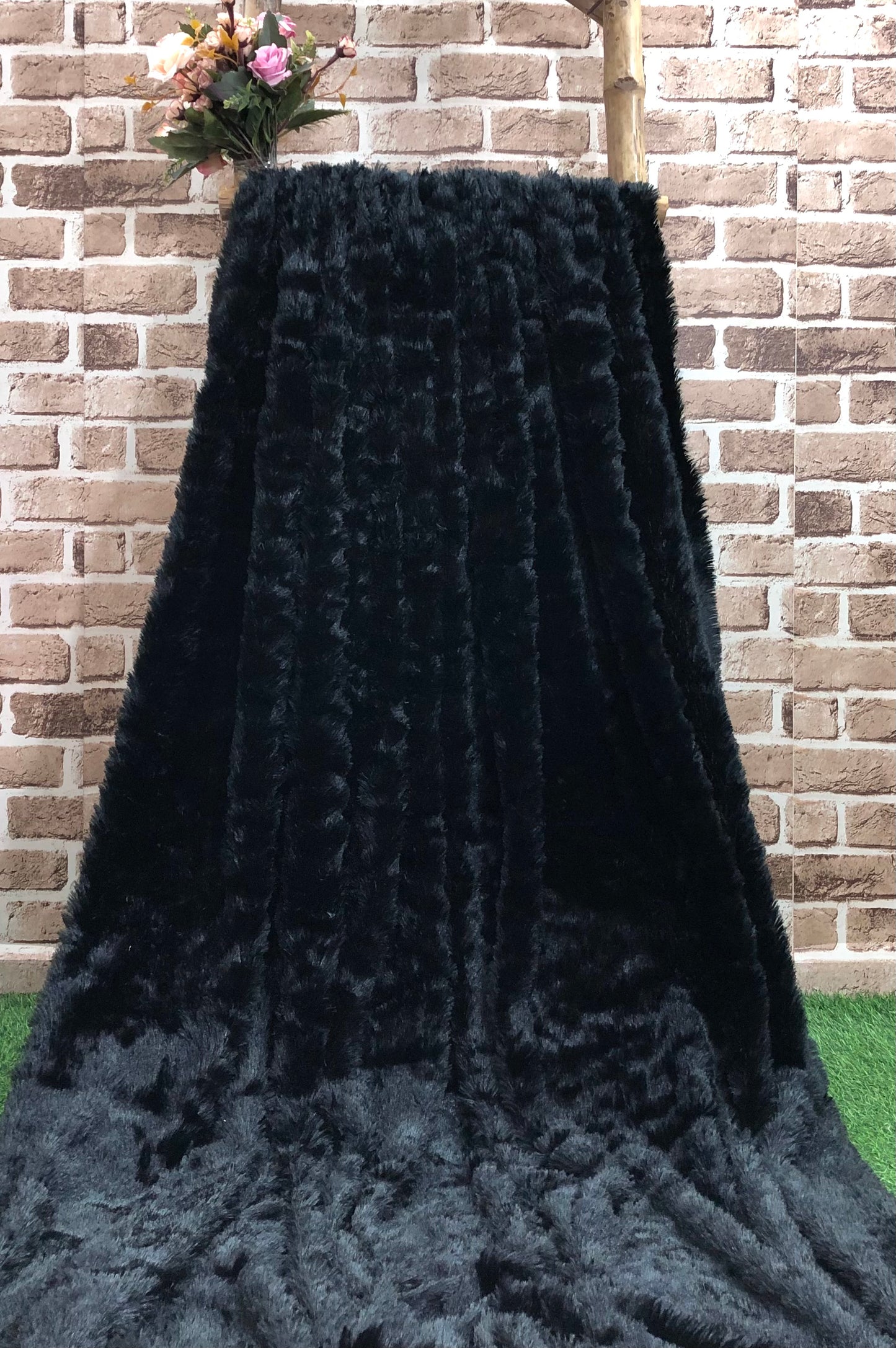 Solid Shaggy Faux Fur Fabric in black Color, Craft Sewing Cosplay Costume Decorations, Multiple lengths will come in the continuous piece.