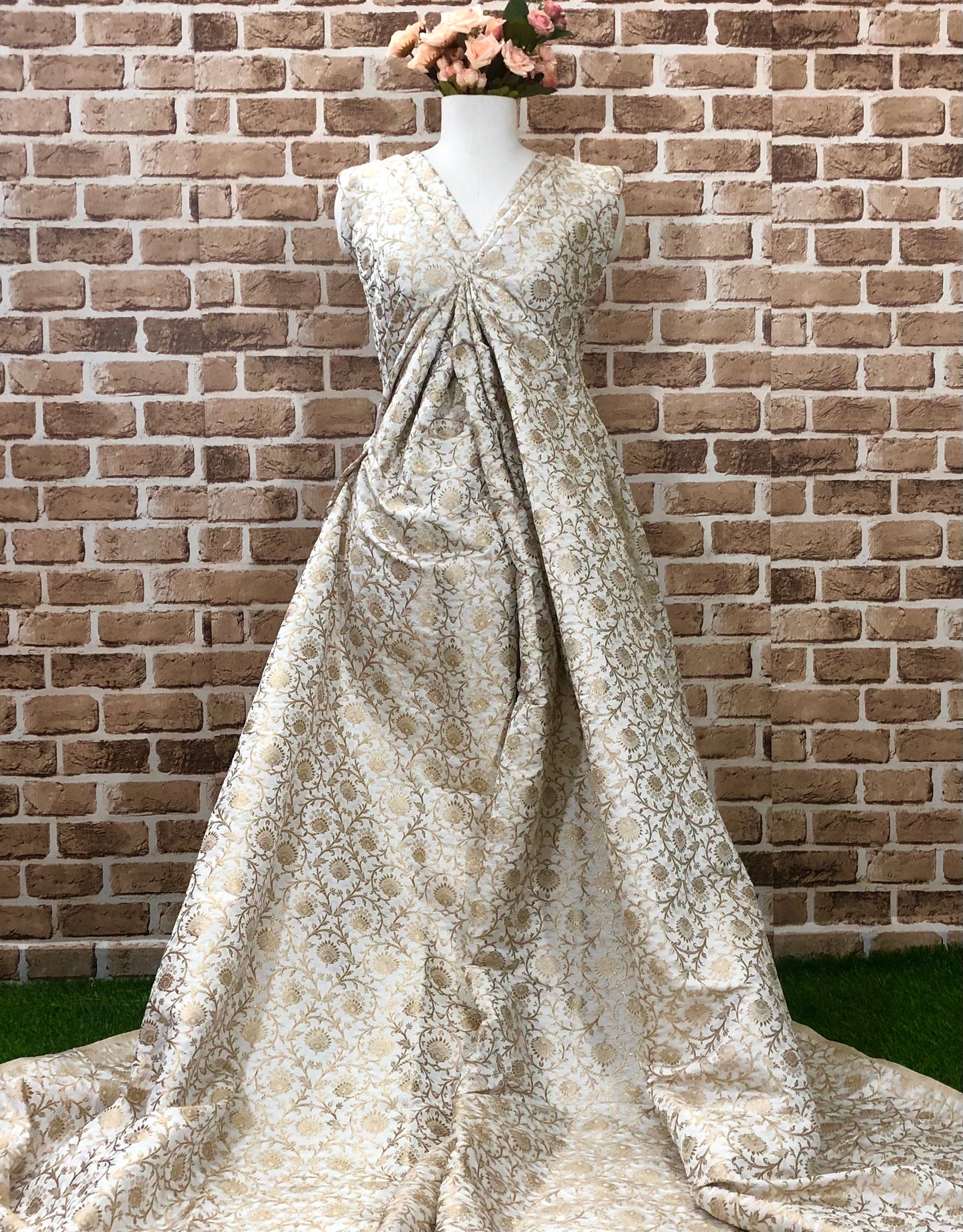 Indian Banarasi Brocade fabric in Off White And Gold color, Multiple lengths will come in a continuous piece - NF799