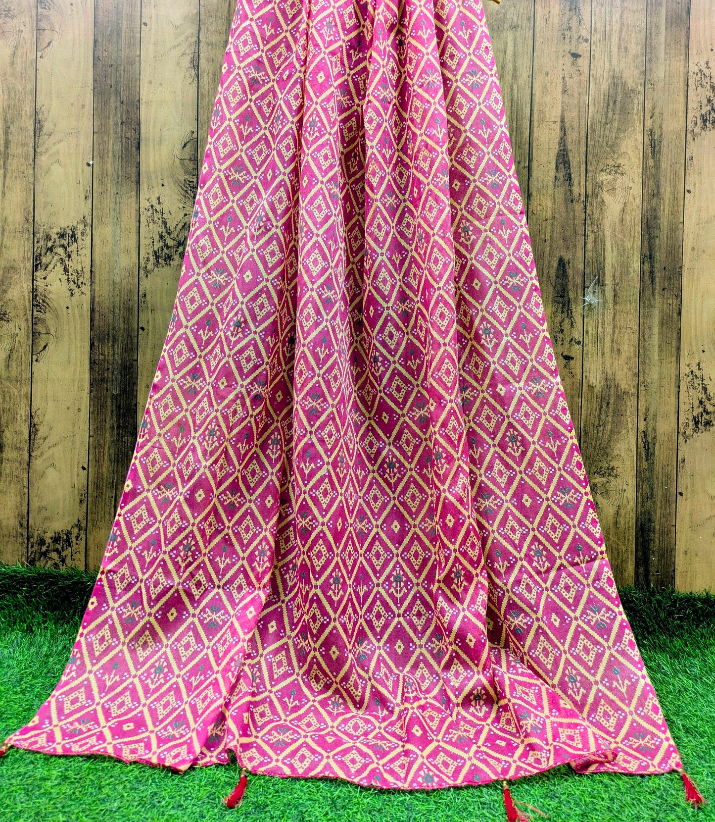 Indian Printed Cotton Scarf Dupatta in Red color, Drape, Shawl, Veil, Bridesmaids gift, Gift for her - DP1020