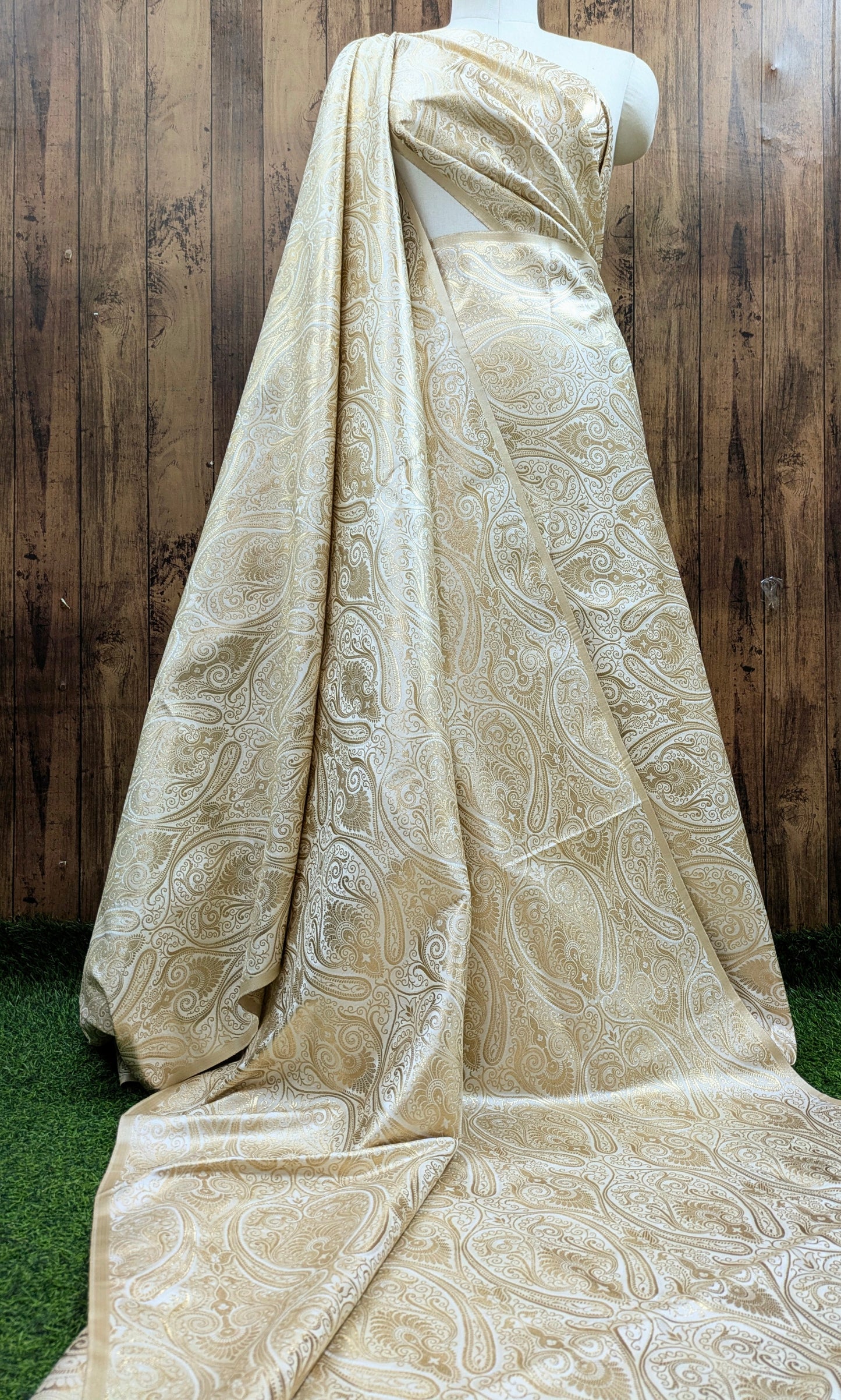 White Gold Banarasi Brocade fabric by the Yard Jacquard Damask Tissu Upholstery Brocade Fabric Wedding Bridal Silk Dress fabric- NFAF140