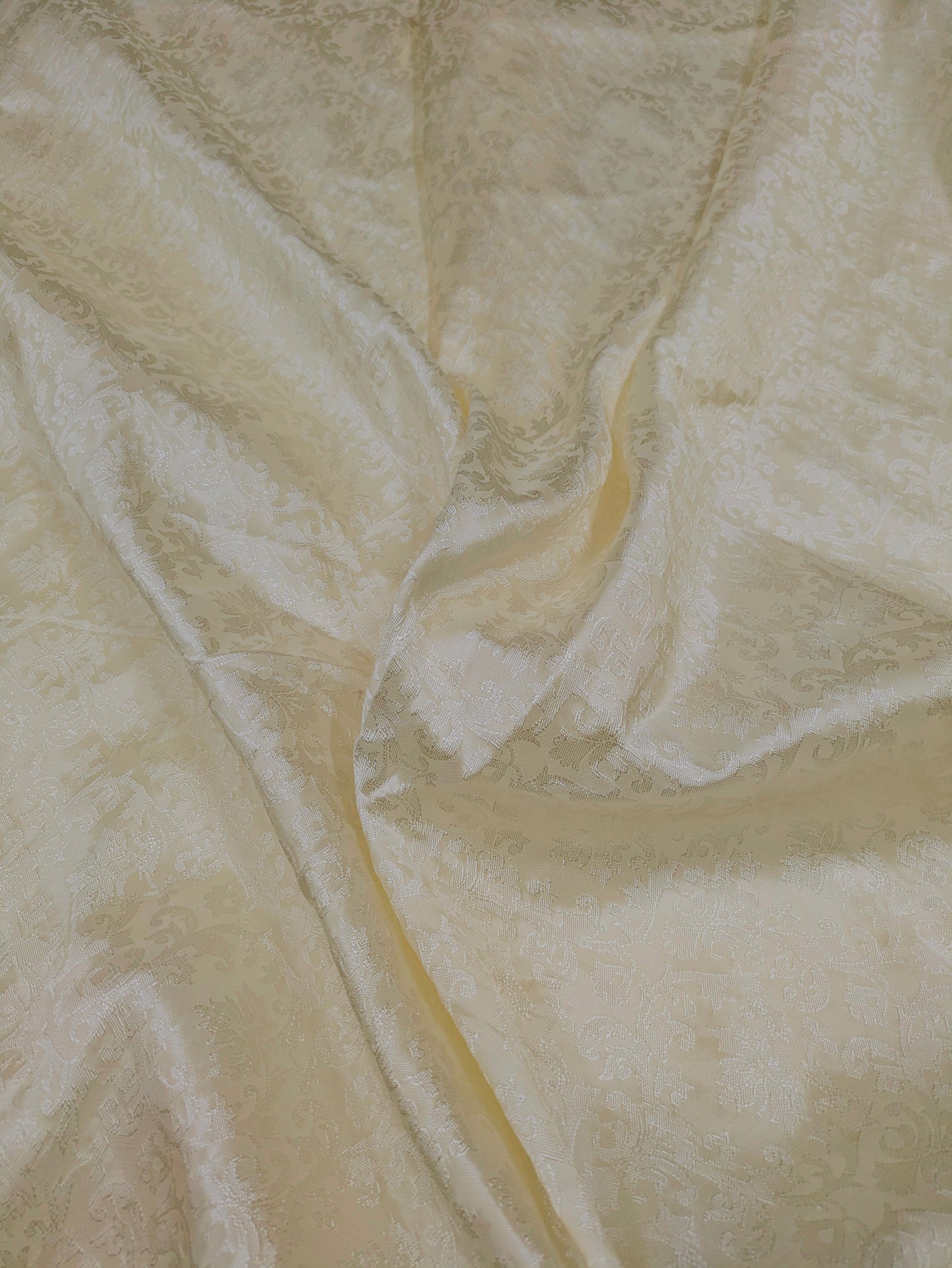 Damask Brocade Fabric Ivory Jacquard brocade Wedding dress fabric Embossed Brocade fabric Bridal Dress Brocade Fabric by the yard - NFAF160