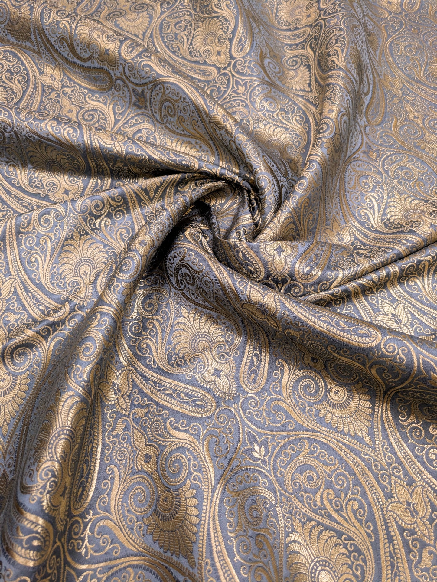 Indian Brocade Fabric, Gray gold damask jacquard brocade fabric, Wedding inspiration, Medieval fabric, Paisley brocade, Historical fabric - NFAF180