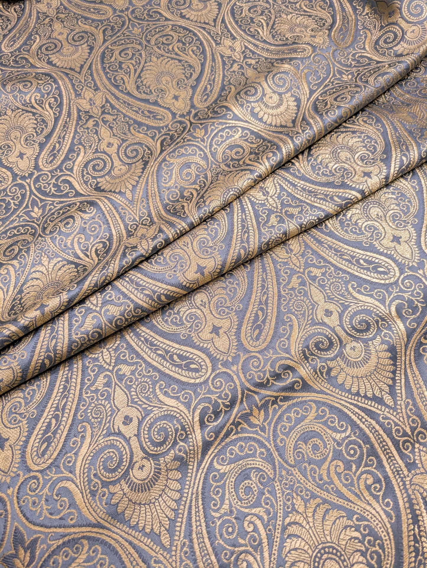 Indian Brocade Fabric, Gray gold damask jacquard brocade fabric, Wedding inspiration, Medieval fabric, Paisley brocade, Historical fabric - NFAF180