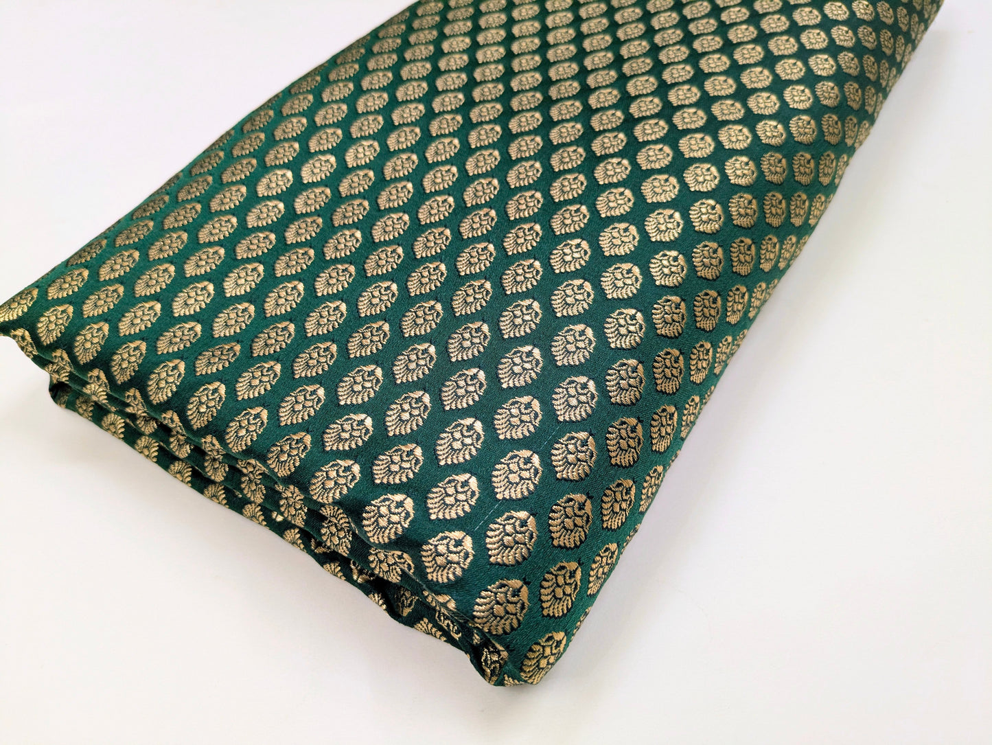 Brocade fabric Jacquard Damask Green Gold Brocade Wedding Dress fabric Home décor fabric Medieval Brocade Fabric by the yard/meter - NFAF181