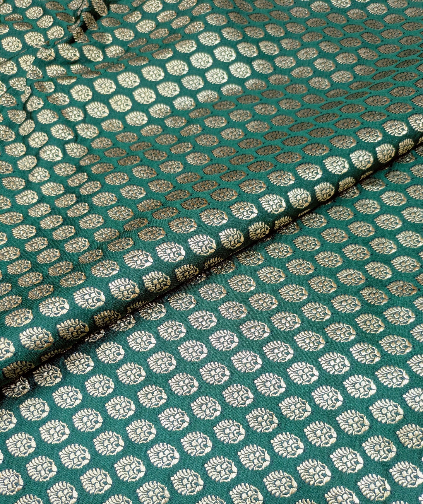 Brocade fabric Jacquard Damask Green Gold Brocade Wedding Dress fabric Home décor fabric Medieval Brocade Fabric by the yard/meter - NFAF181