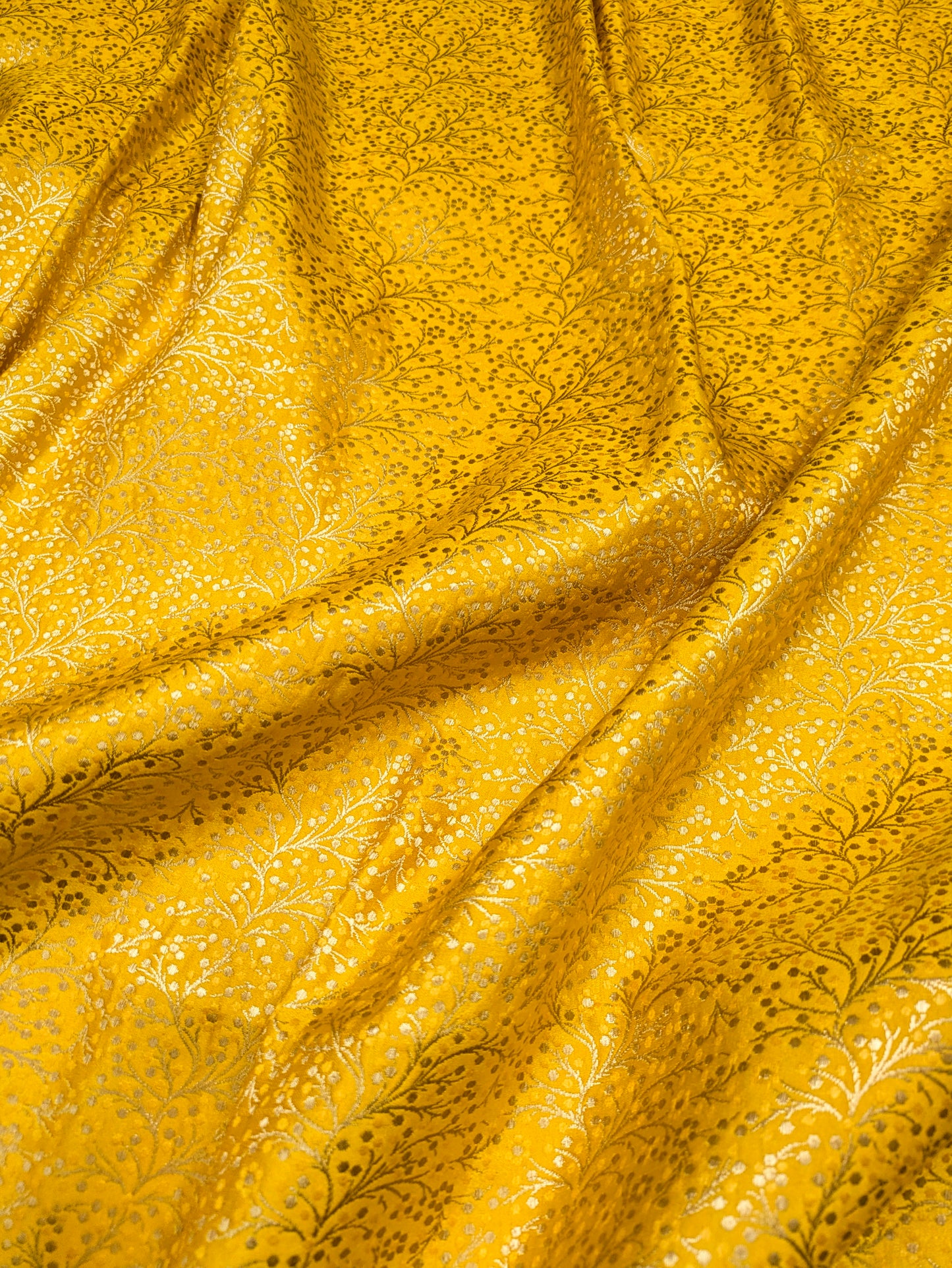 Indian Brocade Fabric Yellow & Gold Jacquard fabric Upholstery fabric Wedding Dress fabric Fahion Fabric by the yard/meter - NFAF301