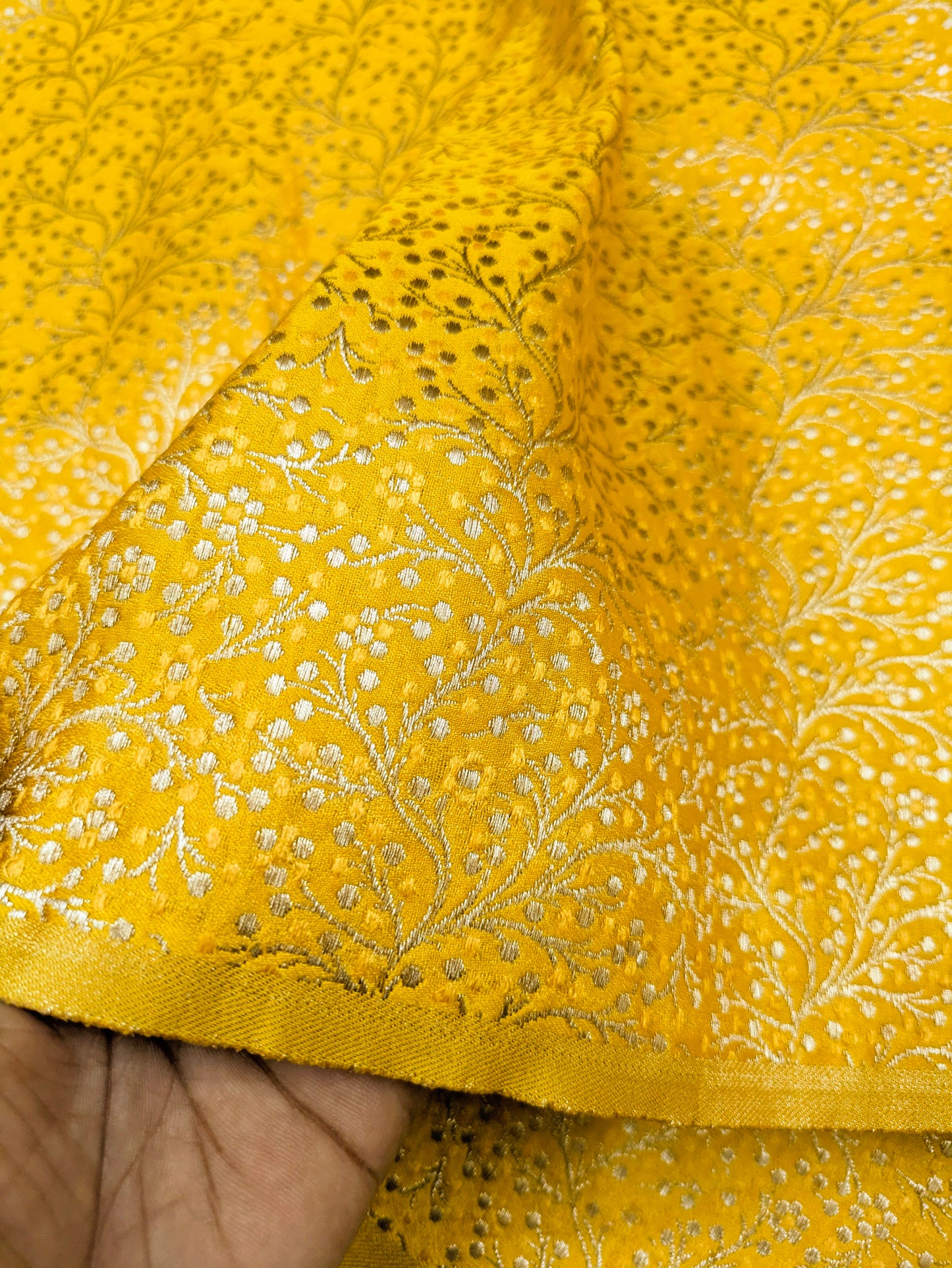 Indian Brocade Fabric Yellow & Gold Jacquard fabric Upholstery fabric Wedding Dress fabric Fahion Fabric by the yard/meter - NFAF301
