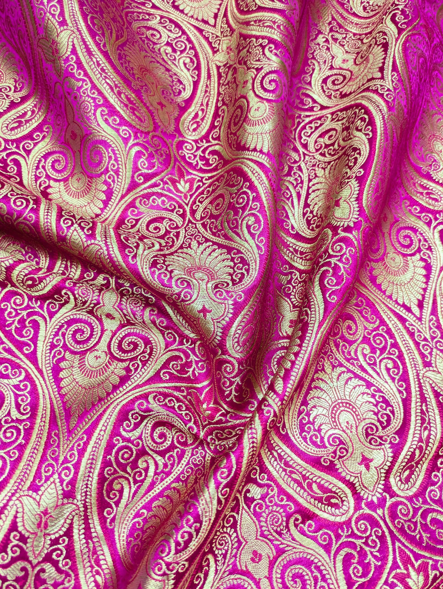 Indian banarasi brocade fabric, Pink Gold Home décor fabric, Flower brocade, Jacquard fabric, Paisley brocade, Fabric by the yard/meter - NFAF327