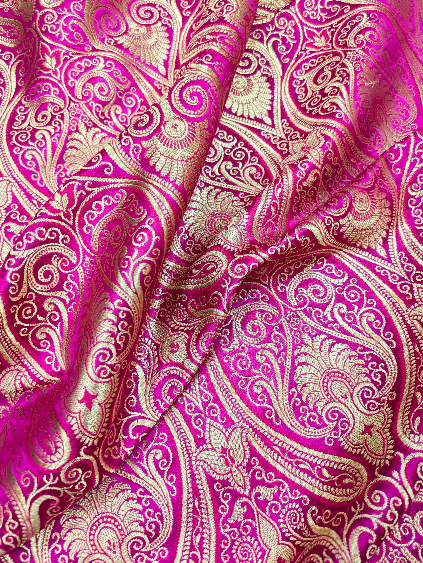 Indian banarasi brocade fabric, Pink Gold Home décor fabric, Flower brocade, Jacquard fabric, Paisley brocade, Fabric by the yard/meter - NFAF327