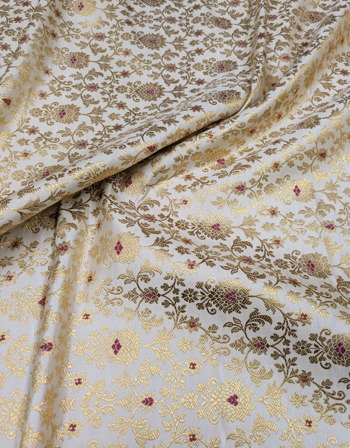 Indian brocade Jacquard fabric White gold Bridal dress Fabric Brokat Tissu Fabric by the yard Upholstery Luxury brocade fabric for dress- NFAF400