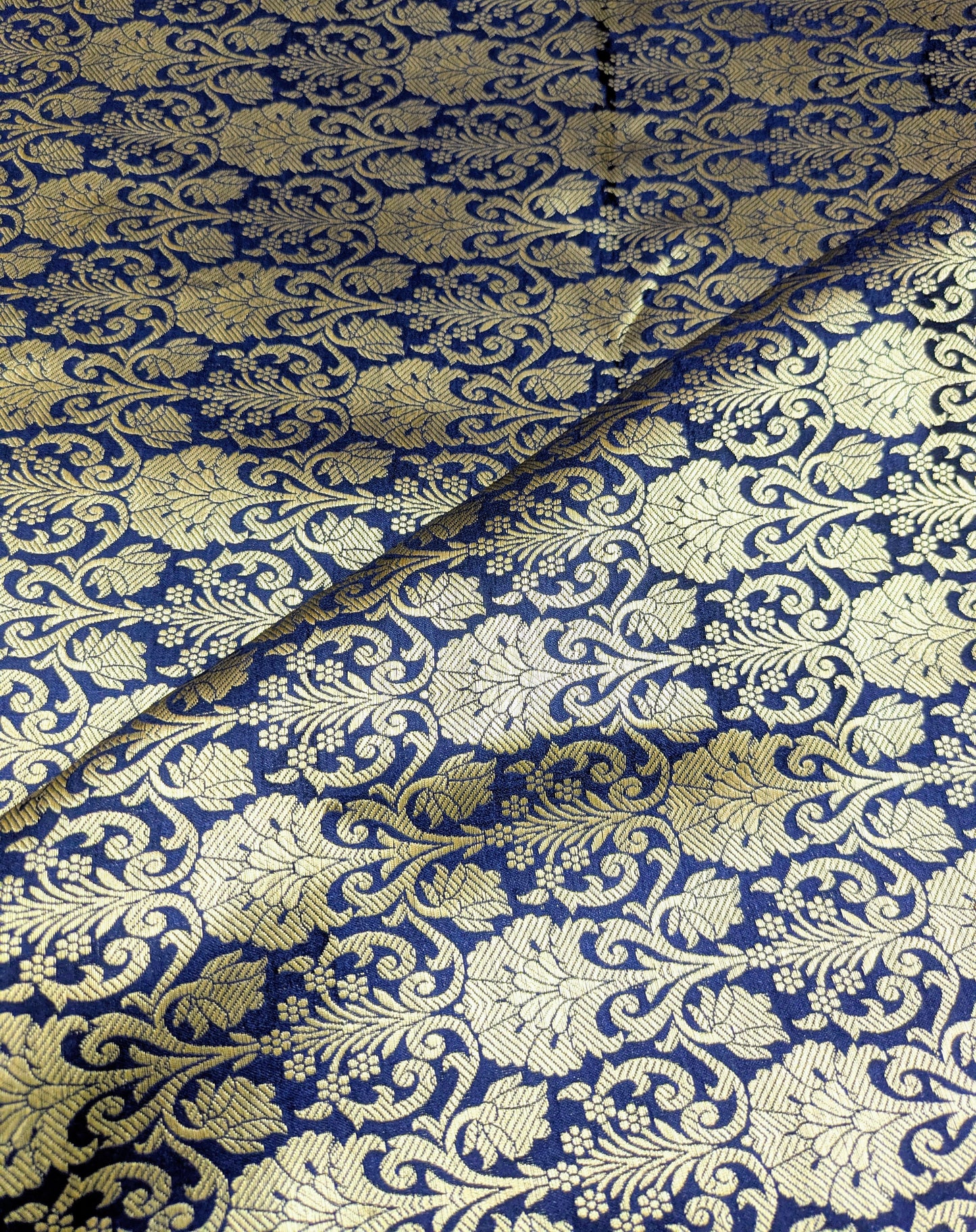 Indian brocade fabric by the yard Blue gold Wedding dress fabric Fancy fabric Brokat Jacquard Medieval fabric Gold Bridal fabric  - NFAF469