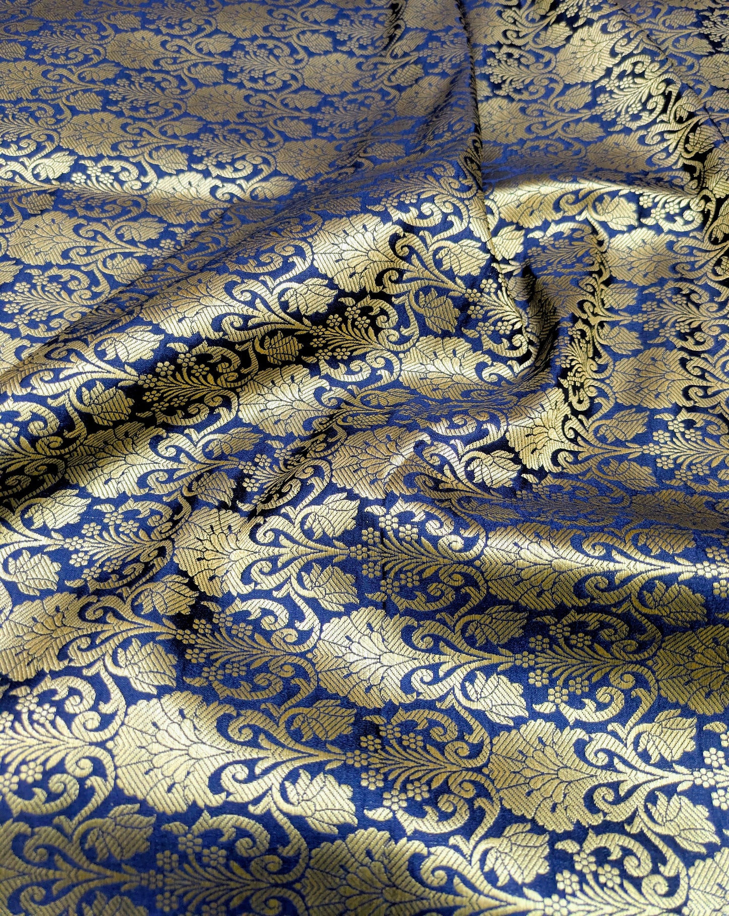 Indian brocade fabric by the yard Blue gold Wedding dress fabric Fancy fabric Brokat Jacquard Medieval fabric Gold Bridal fabric  - NFAF469