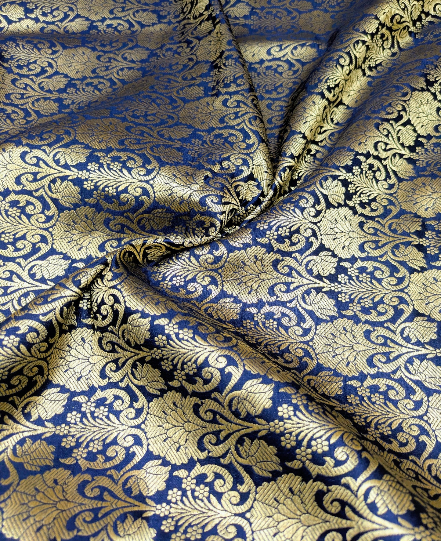 Indian brocade fabric by the yard Blue gold Wedding dress fabric Fancy fabric Brokat Jacquard Medieval fabric Gold Bridal fabric  - NFAF469