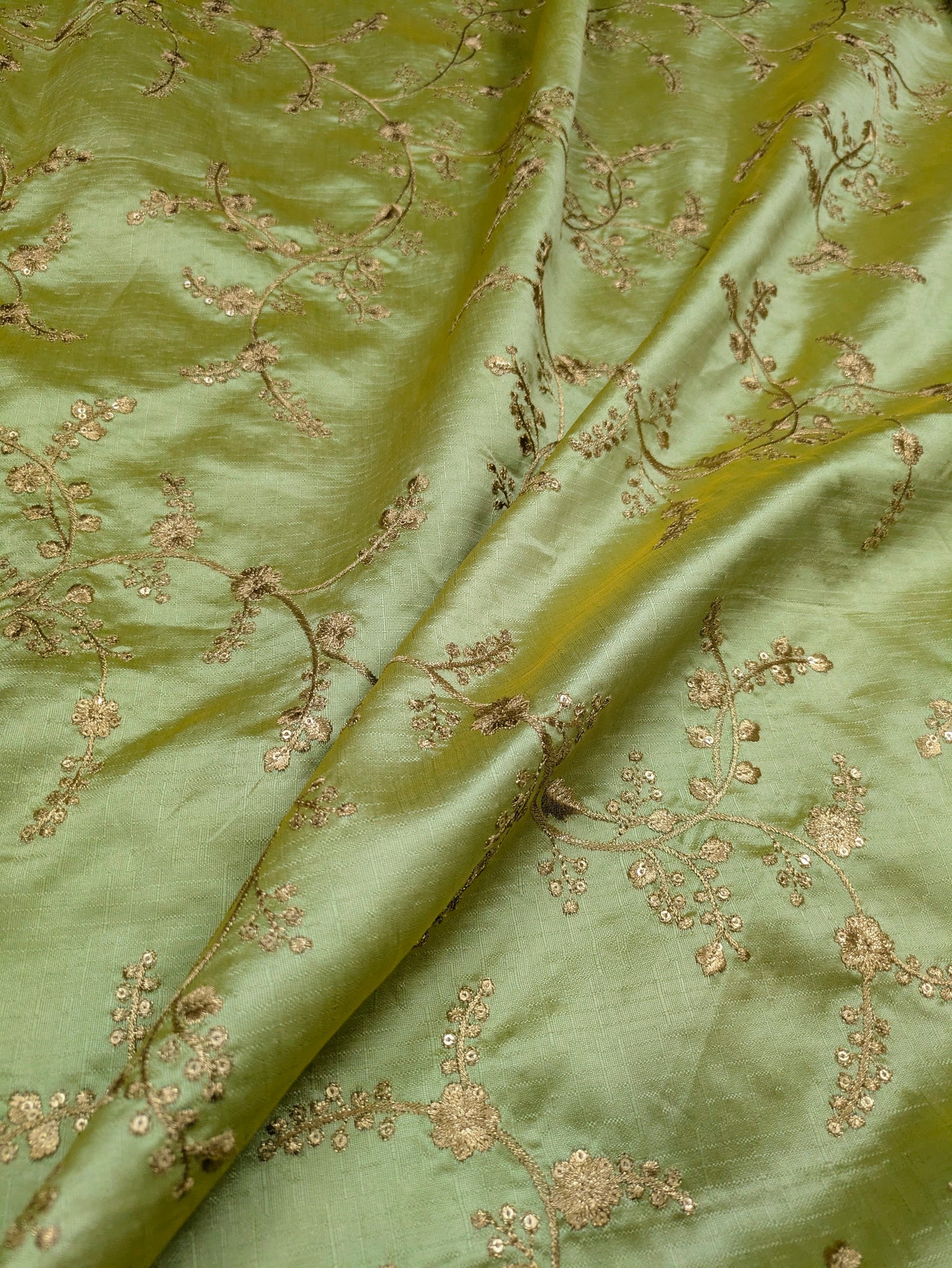 Embroidered fabric Green Gold Wedding Bridal dress fabric Gold embroidery fabric Lehenga Indian Upholstery fabric high quality rayon Silk NFAF472