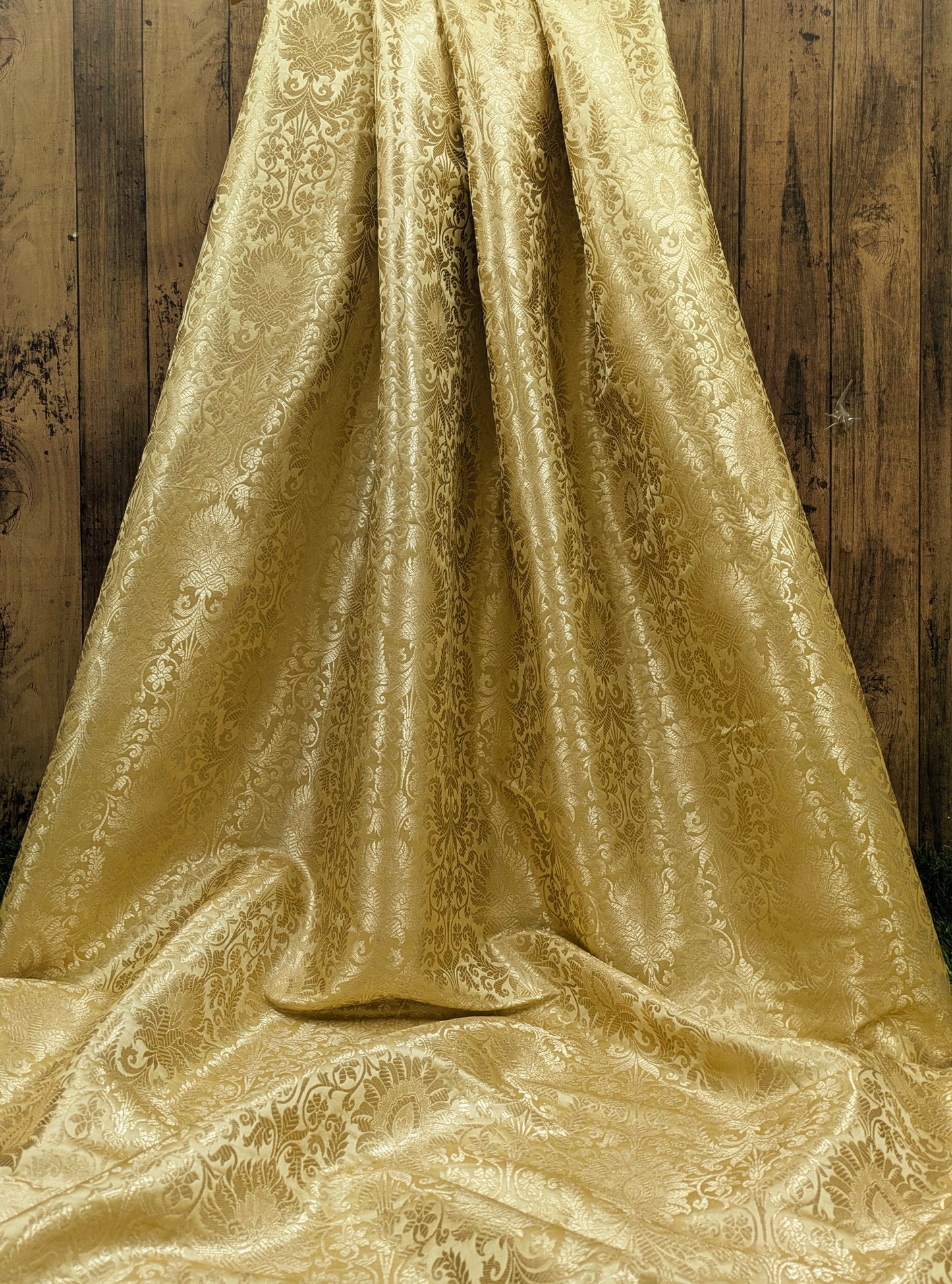 Banarasi brocade fabric, Beige & gold Rayon silk brocade fabric, Home décor fabric, Flower brocade, Jacquard fabric, Fabric by the yard/meter - NFAF509