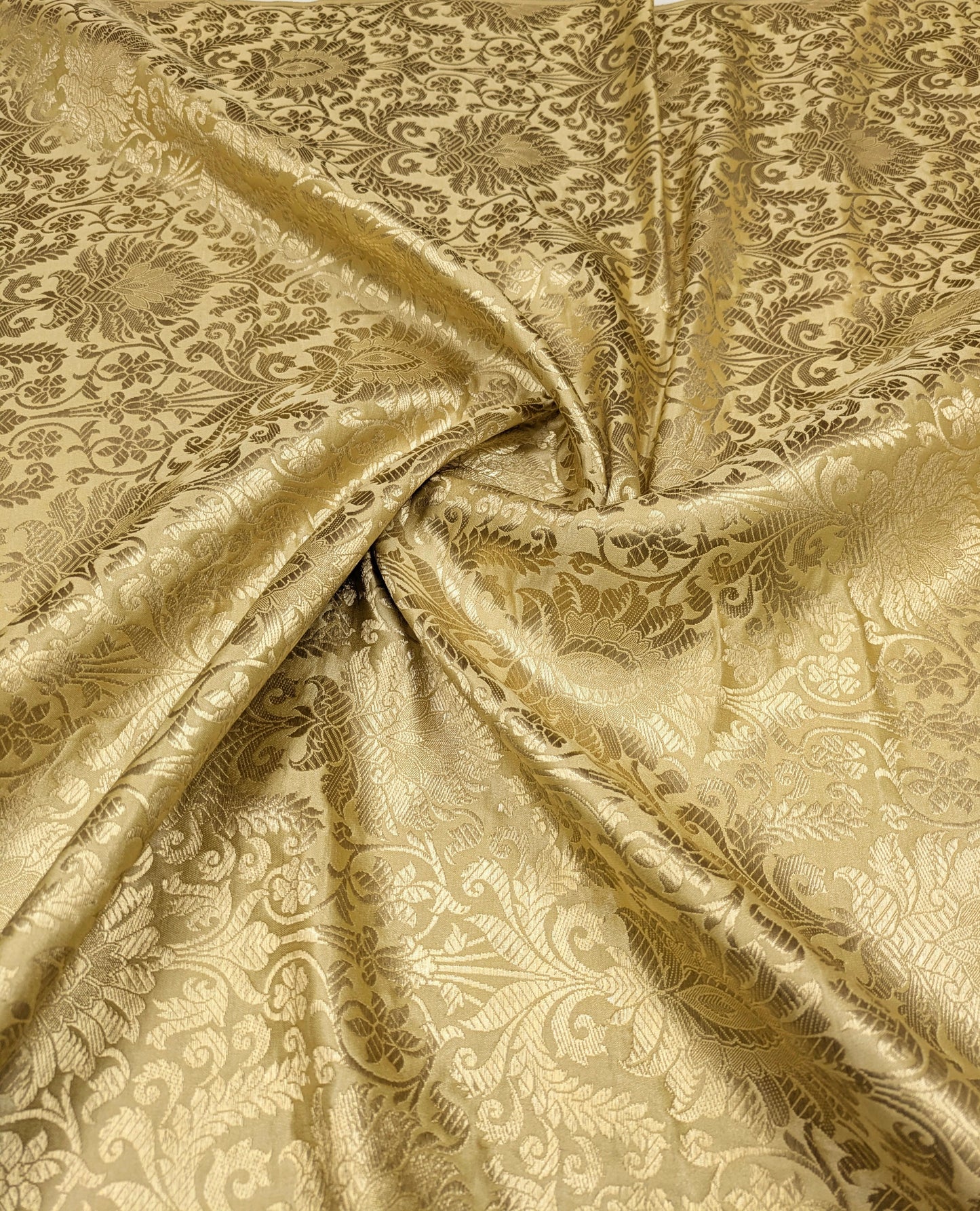 Banarasi brocade fabric, Beige & gold Rayon silk brocade fabric, Home décor fabric, Flower brocade, Jacquard fabric, Fabric by the yard/meter - NFAF509