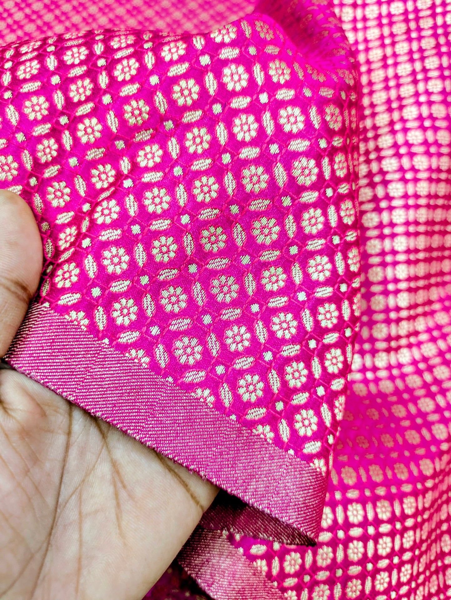 Banarasi brocade fabric, Pink and gold jacquard brocade, Home décor fabric, Wedding inspiration, Gothic fabric, Theatre costume, Lace brocade - NFAF518