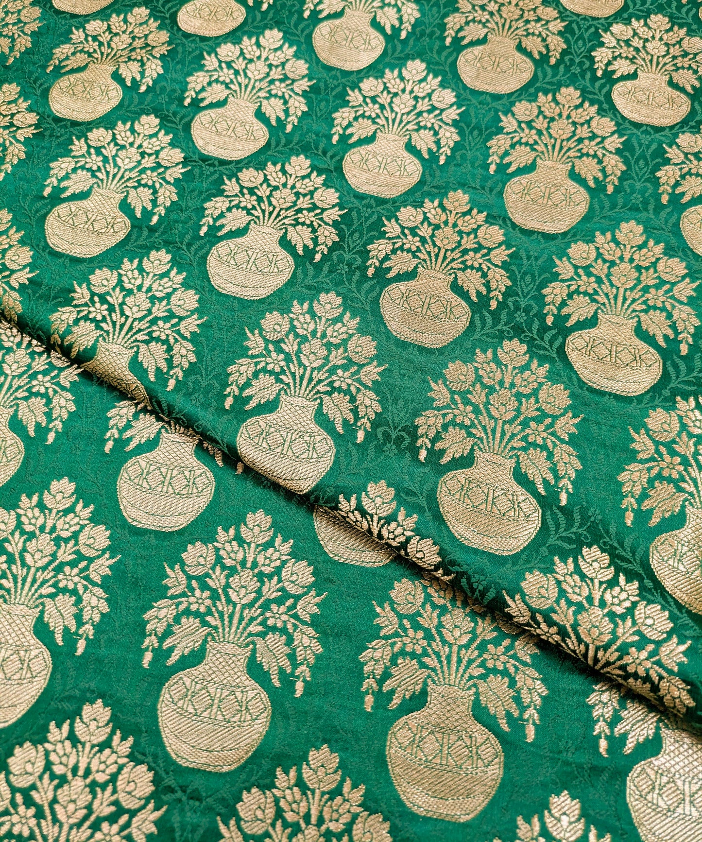 Banarasi brocade fabric, Green gold jacquard brocade fabric, Wedding inspiration, Rayon silk brocade, Historical fabric, Lace brocade - NFAF541