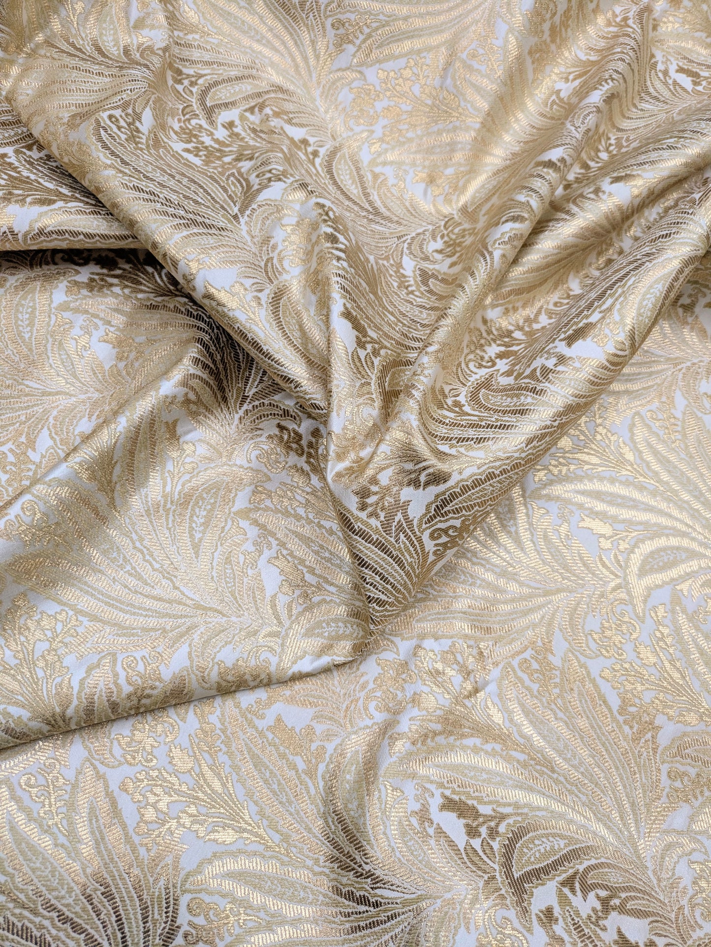 Indian Brocade fabric Jacquard damask fabric White Gold fabric Wedding bridal fabric Luxury dress fabric Upholstery fabric by the yard NFAF554
