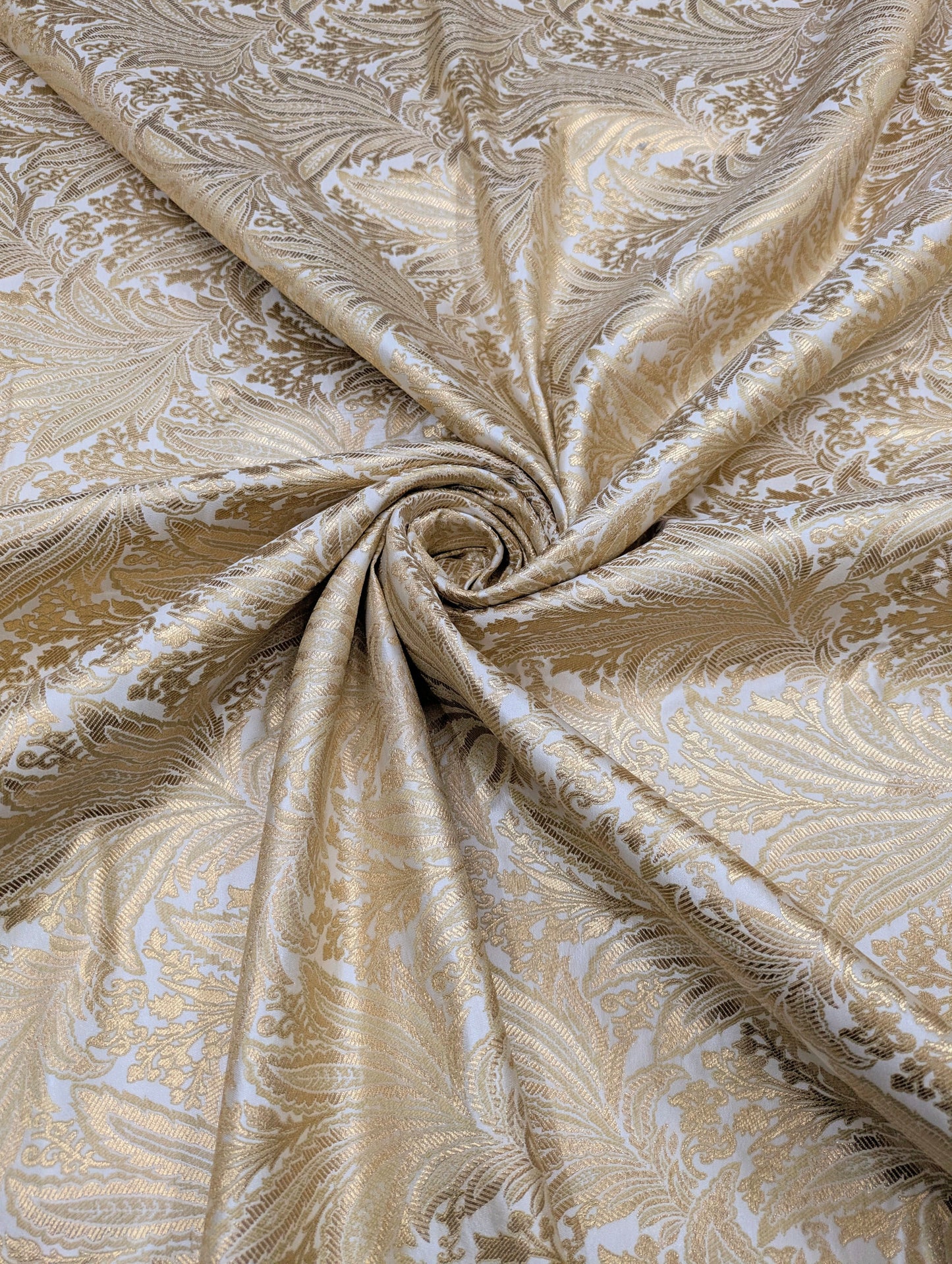 Indian Brocade fabric Jacquard damask fabric White Gold fabric Wedding bridal fabric Luxury dress fabric Upholstery fabric by the yard NFAF554