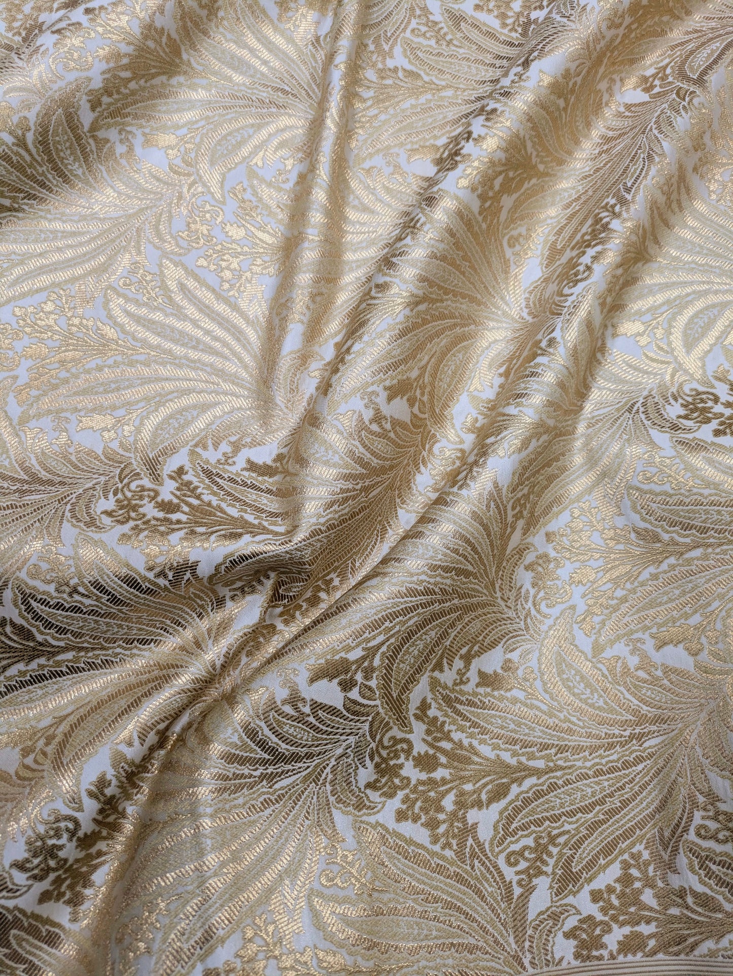 Indian Brocade fabric Jacquard damask fabric White Gold fabric Wedding bridal fabric Luxury dress fabric Upholstery fabric by the yard NFAF554