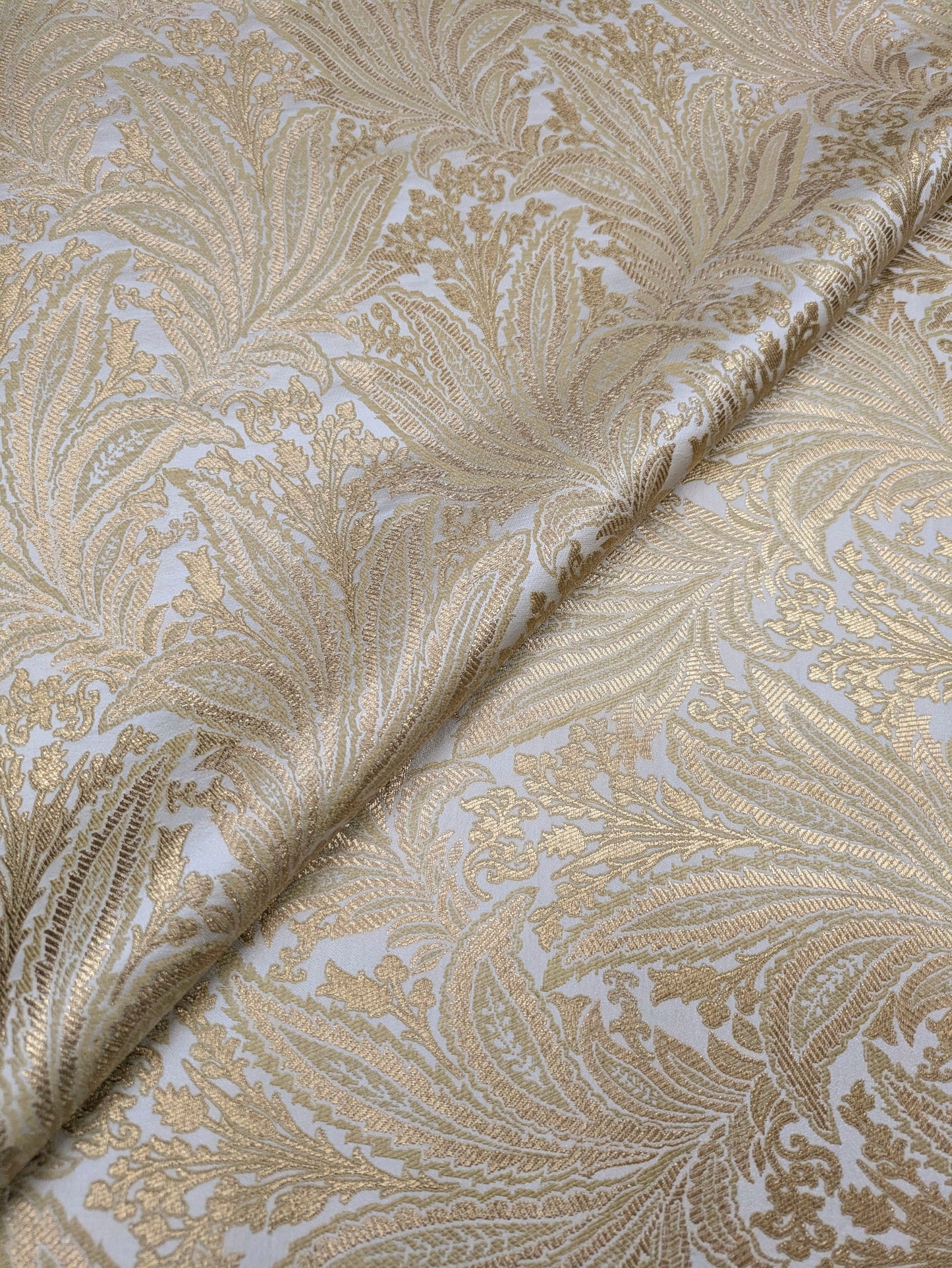 Indian Brocade fabric Jacquard damask fabric White Gold fabric Wedding bridal fabric Luxury dress fabric Upholstery fabric by the yard NFAF554